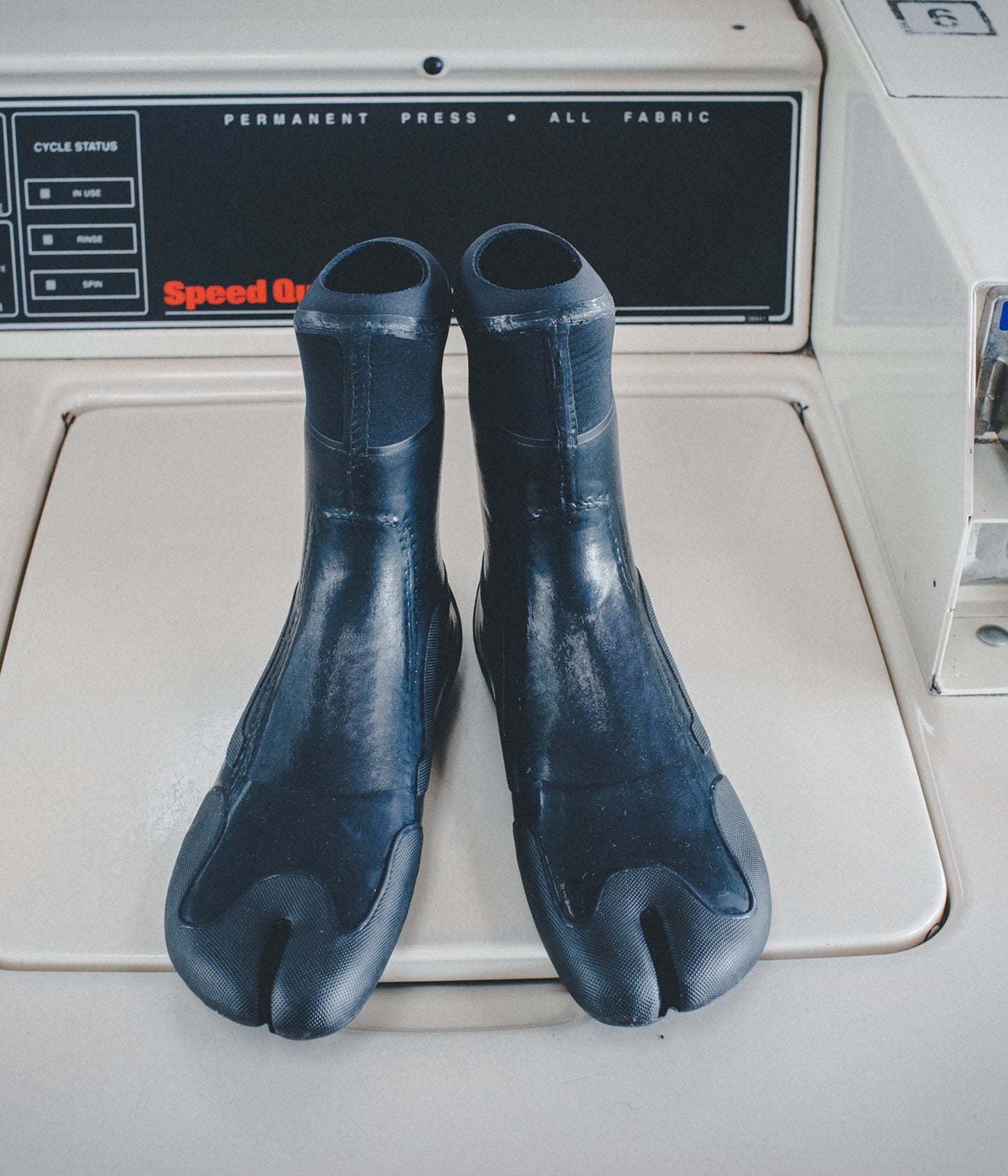 SURF BOOT HI ST 3MM |  BLACK/GREEN