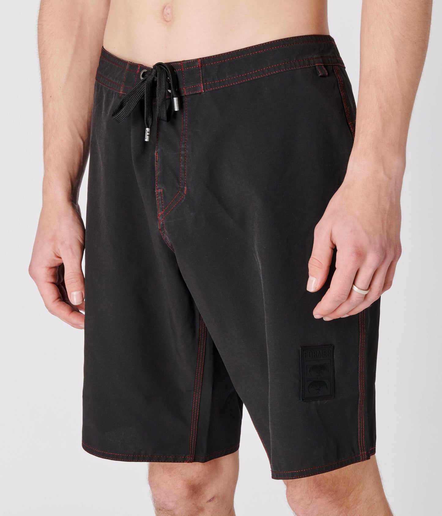 UVEITIS 20 TRUNK // BLACK