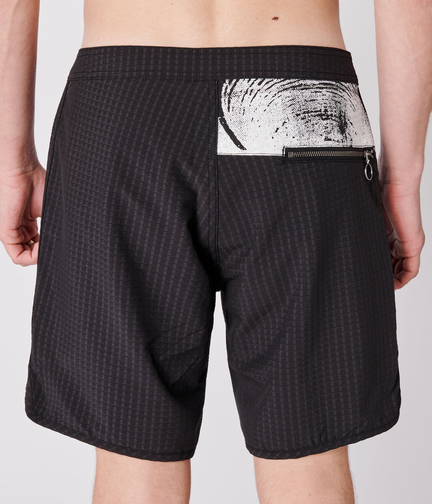 RUPTURED SCALLOP TRUNK // BLACK