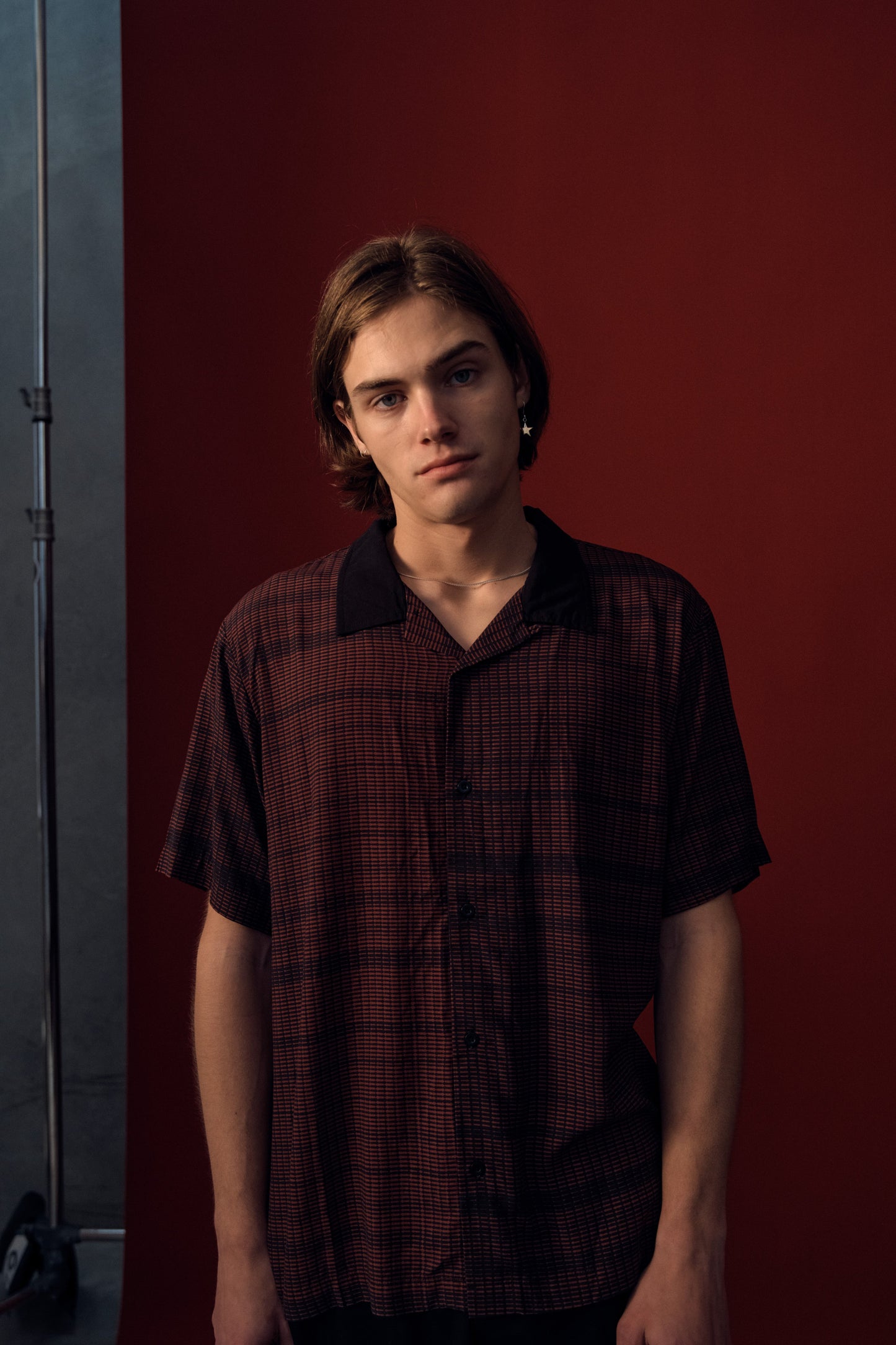 MARILYN ARROWS SS SHIRT // CRIMSON