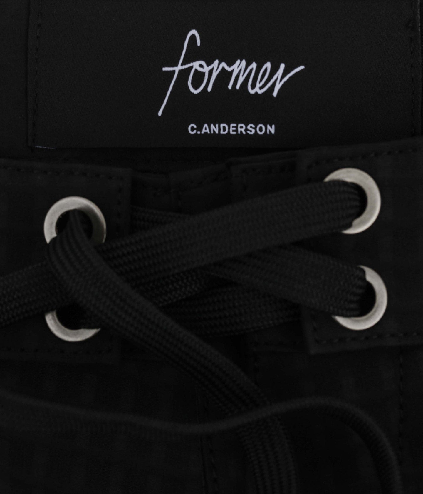 ANDERSON ANTIQUE TRUNK // BLACK BLUSH