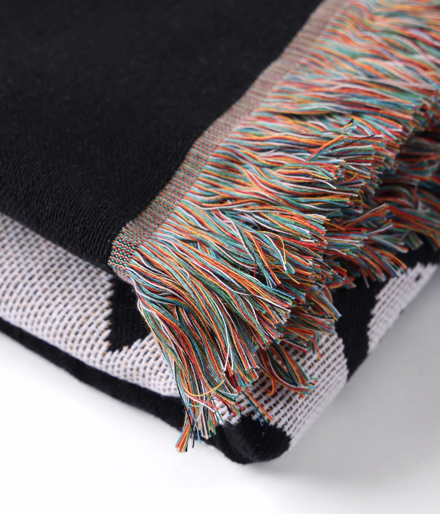 SKULLZ THROW BLANKET // BLACK