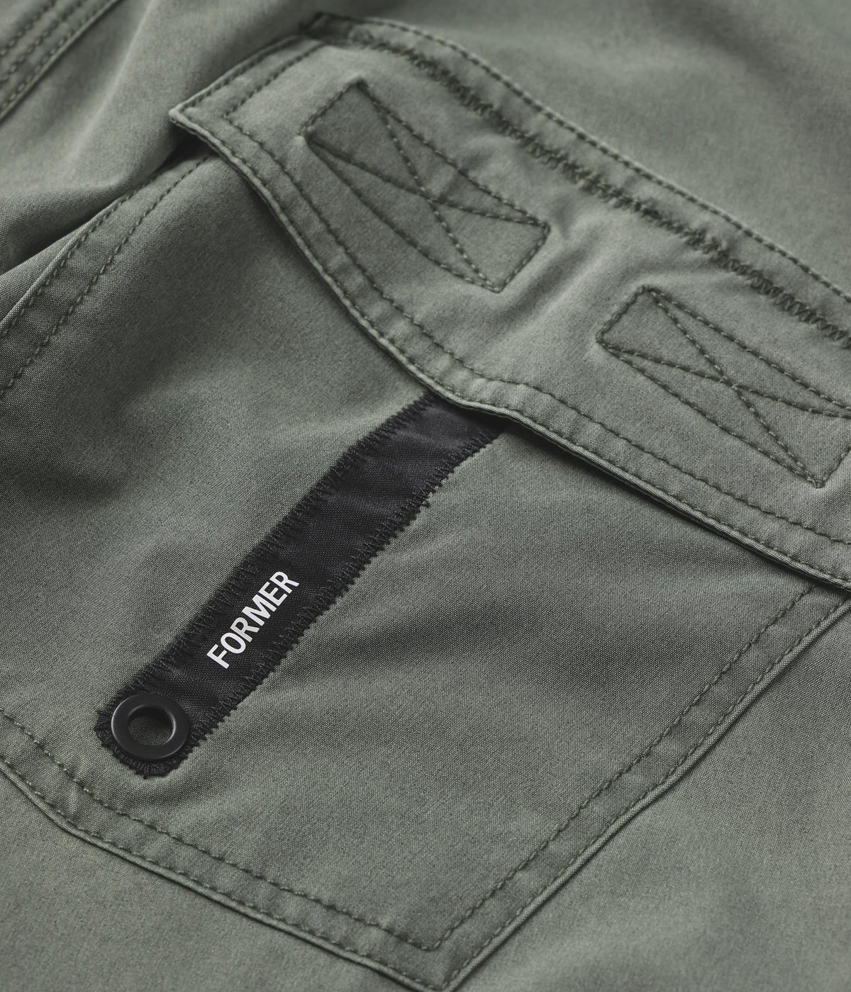 TEAM 19" TRUNK // SURPLUS
