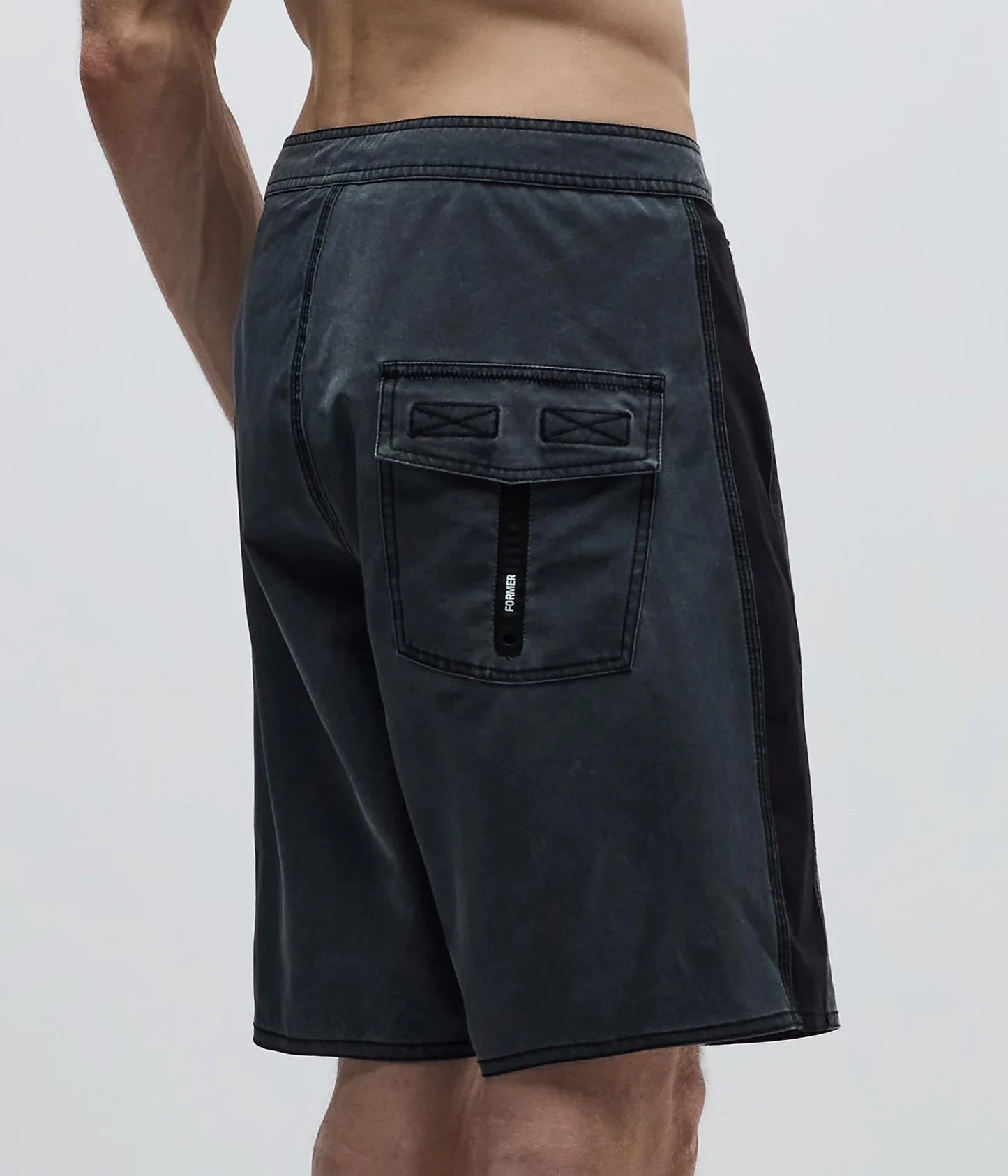 TEAM 19" TRUNK // BLACK