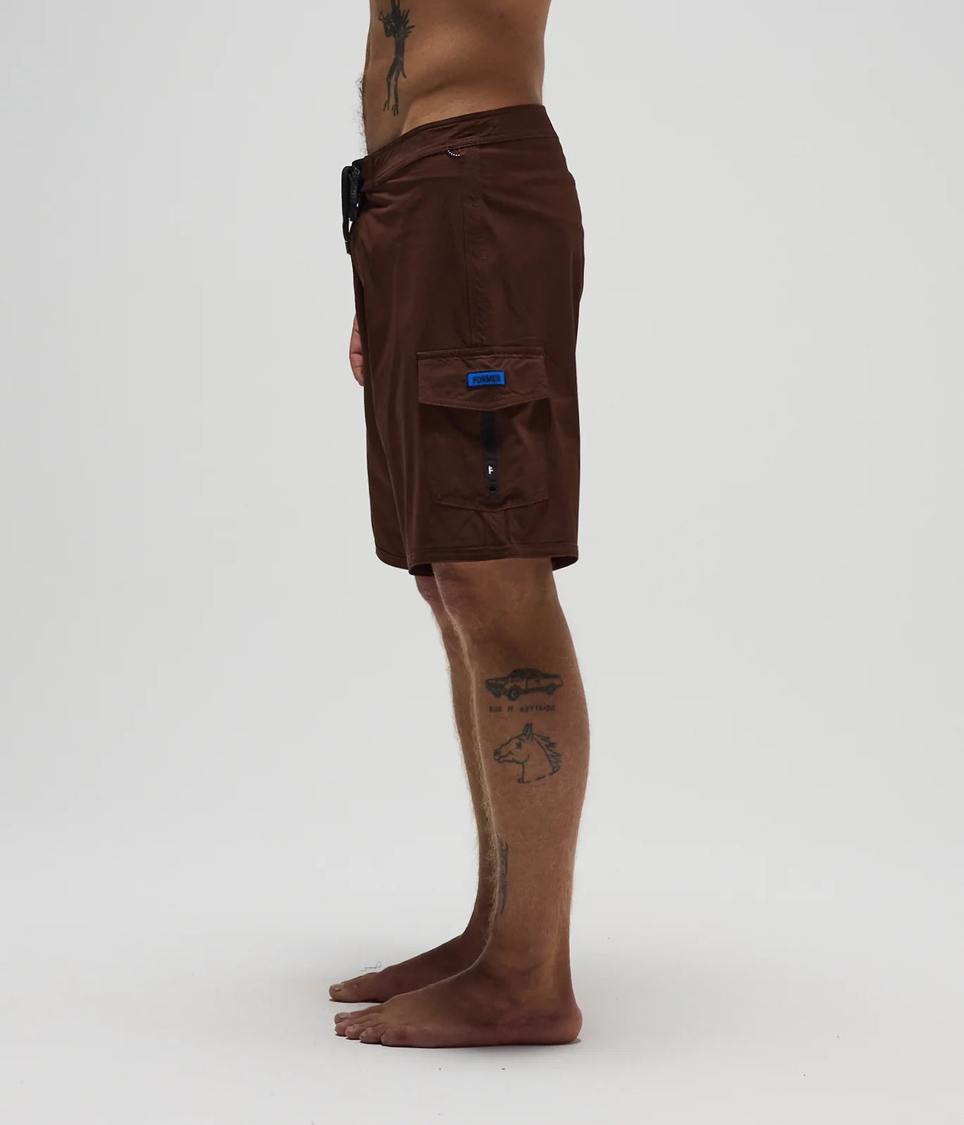 REYNOLDS 19" TRUNK // BROWN