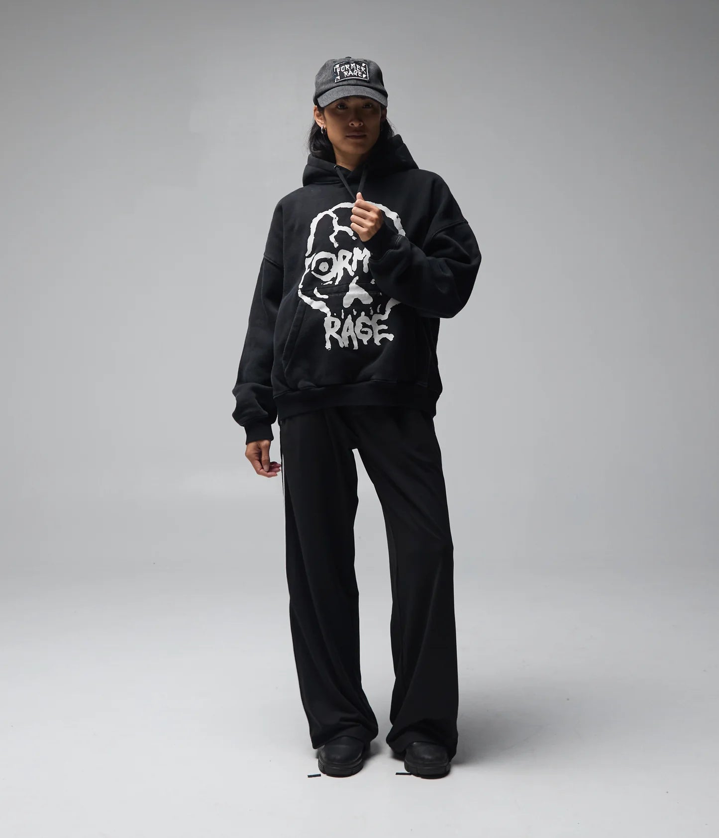 SKULLZ BOXY HEAVY HOOD // MERCH BLACK