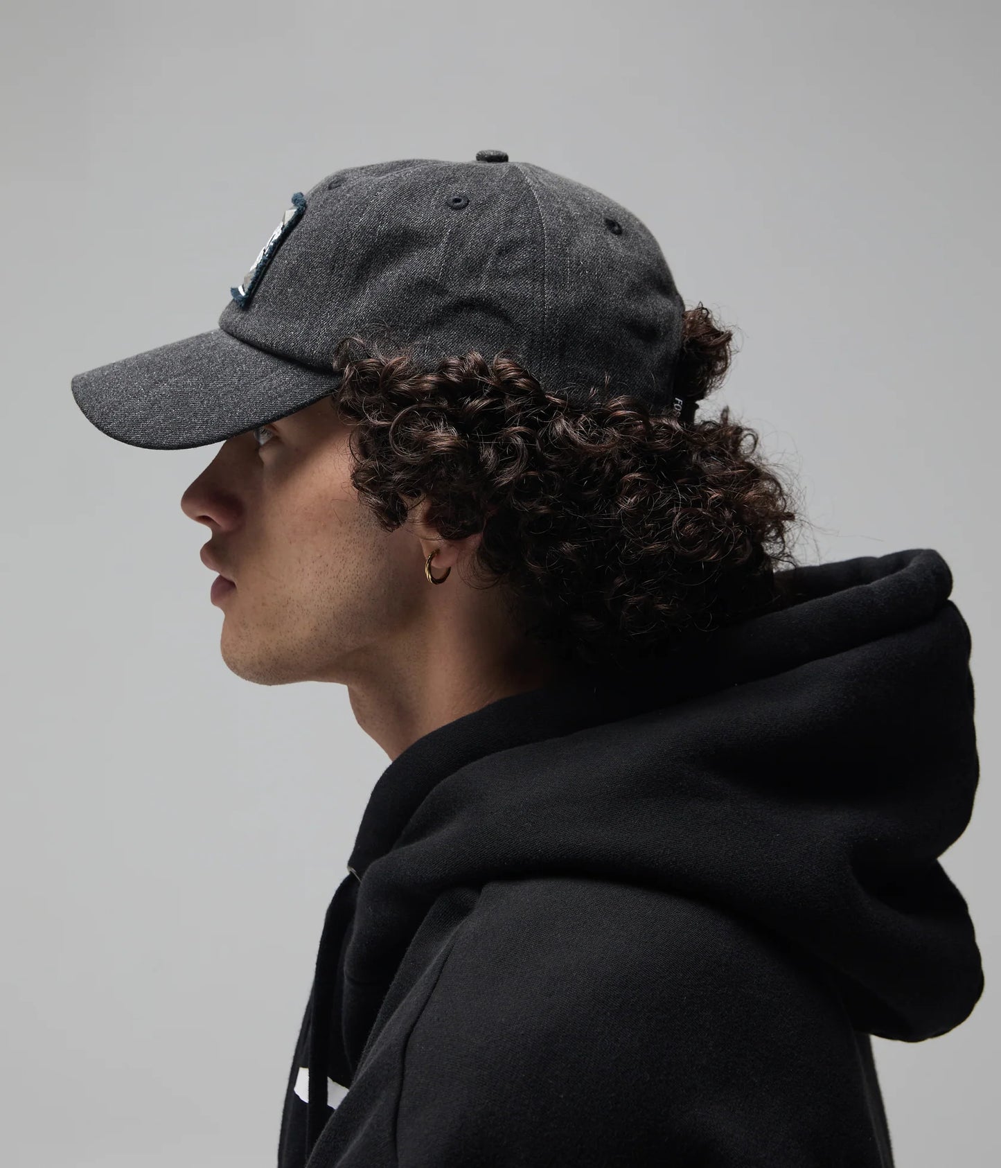 STUDDED CAP // BLACK