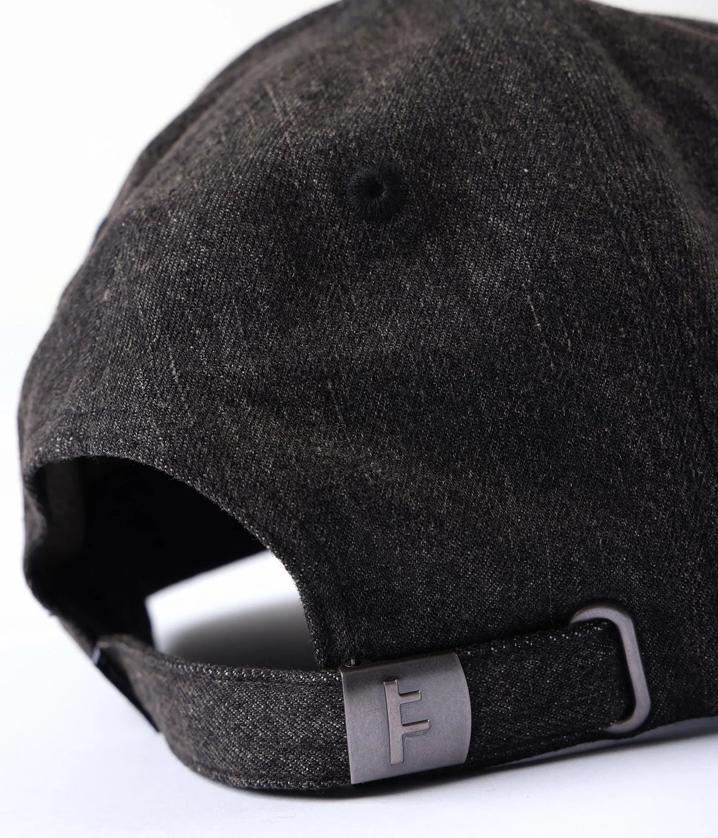 STUDDED CAP // BLACK