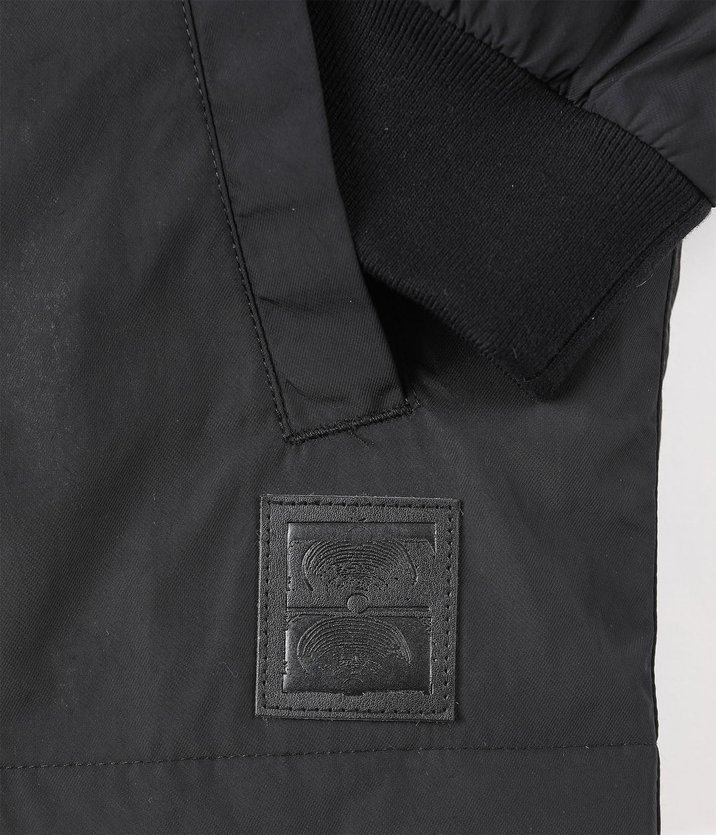 VT NYLON JACKET // BLACK