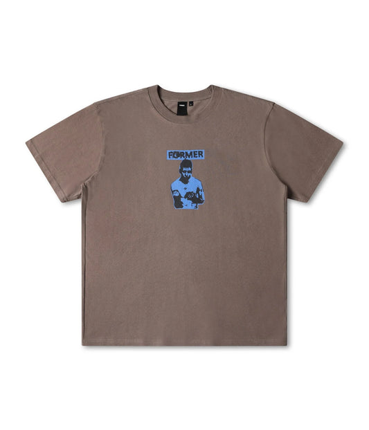 UNDISTURBED T-SHIRT // TAUPE