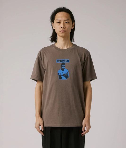 UNDISTURBED T-SHIRT // TAUPE