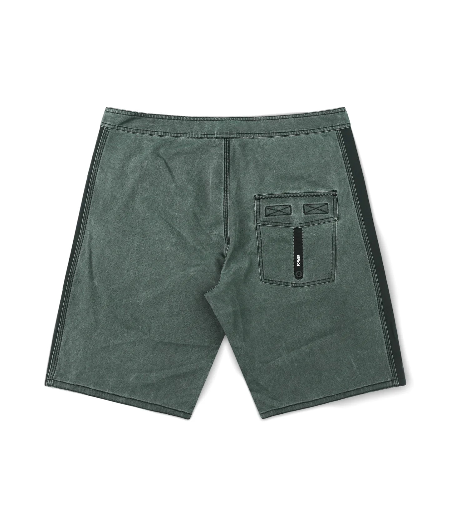 TEAM 19" TRUNK // PINE