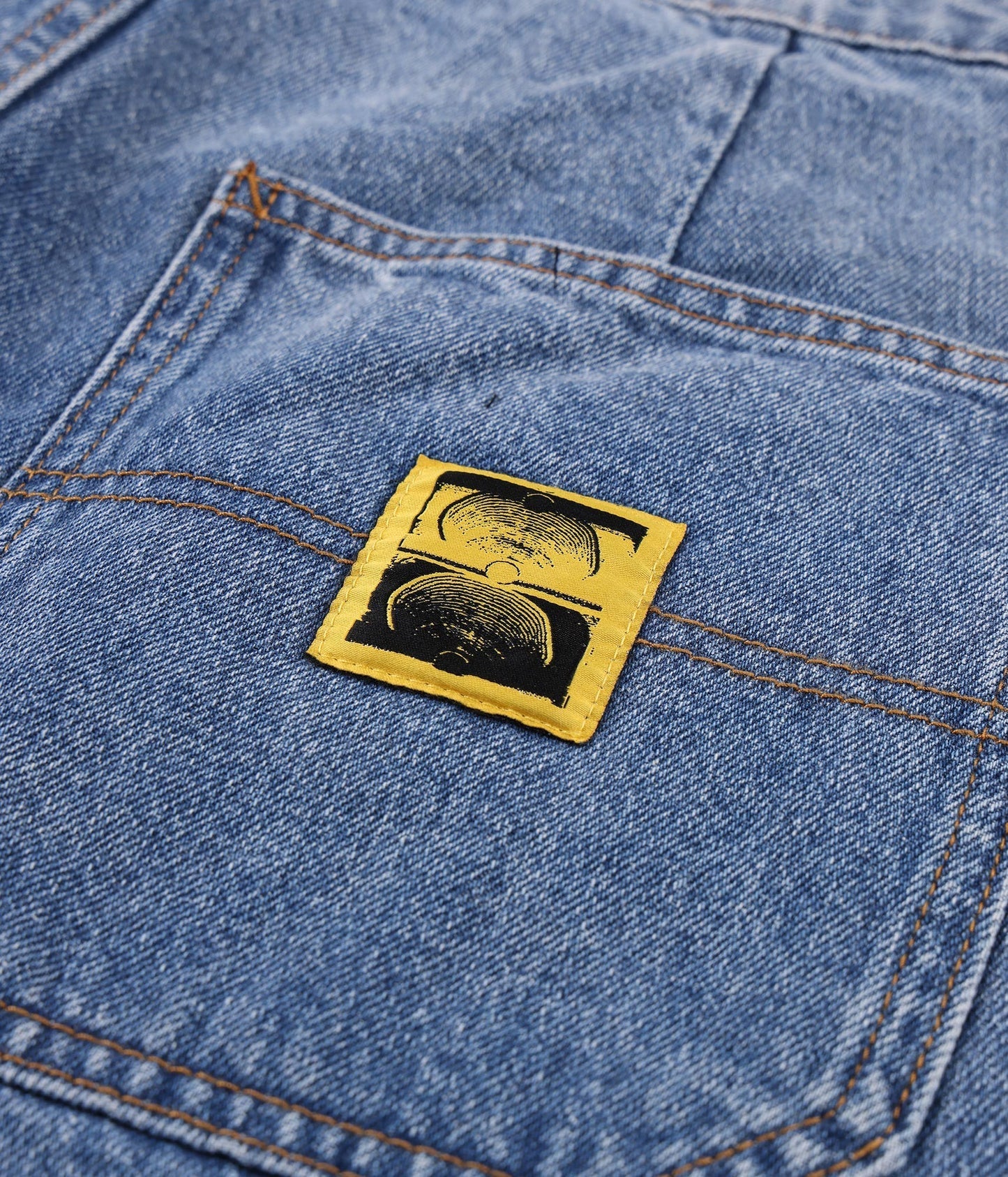 REYNOLDS 21 DENIM WALKSHORT // MID BLUE