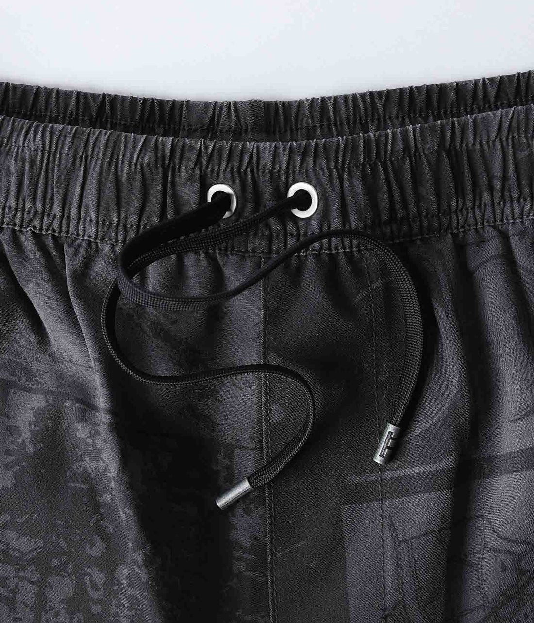 SWANS REQUIEM SWIM TRUNK // BLACK GREY