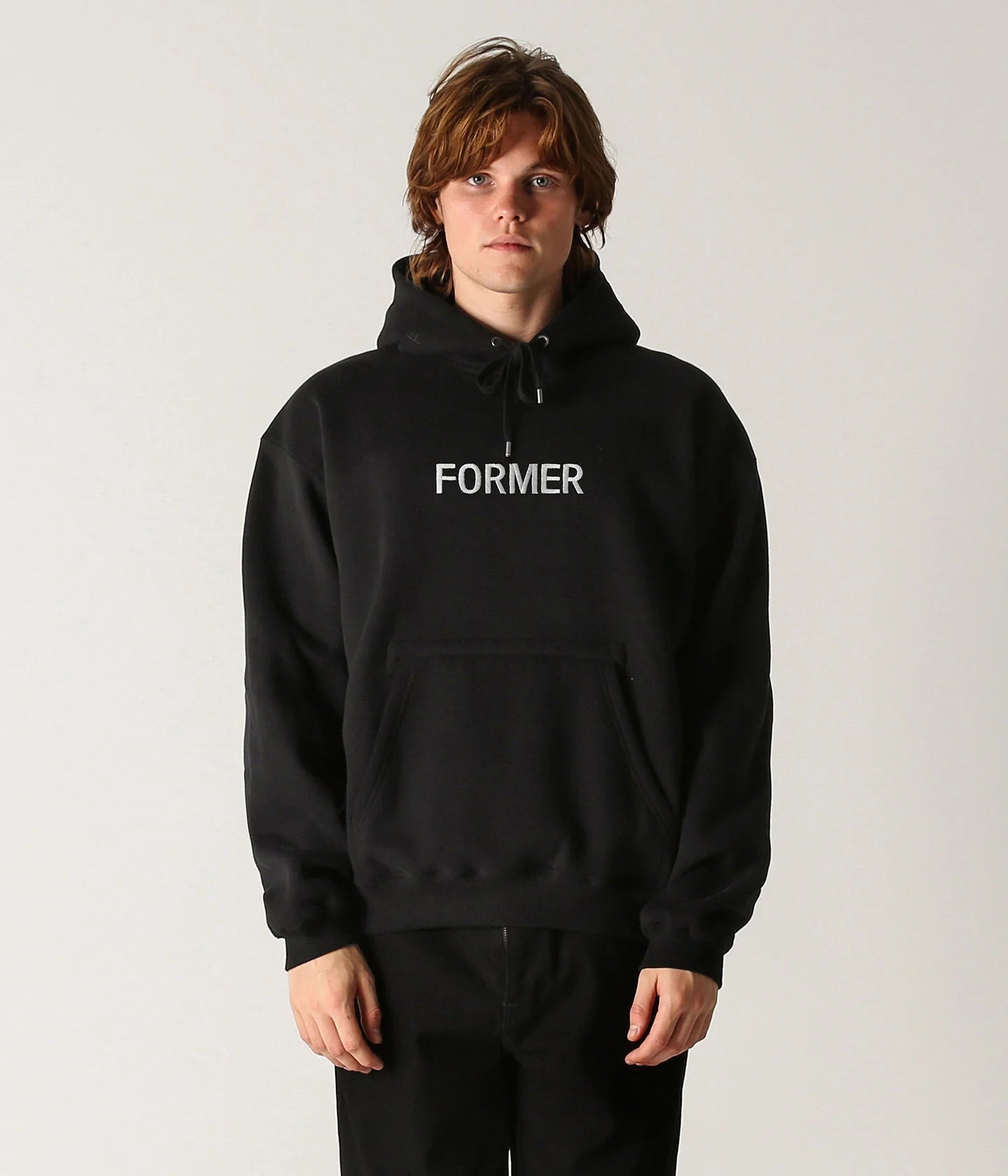 LEGACY EMB HOOD // BLACK