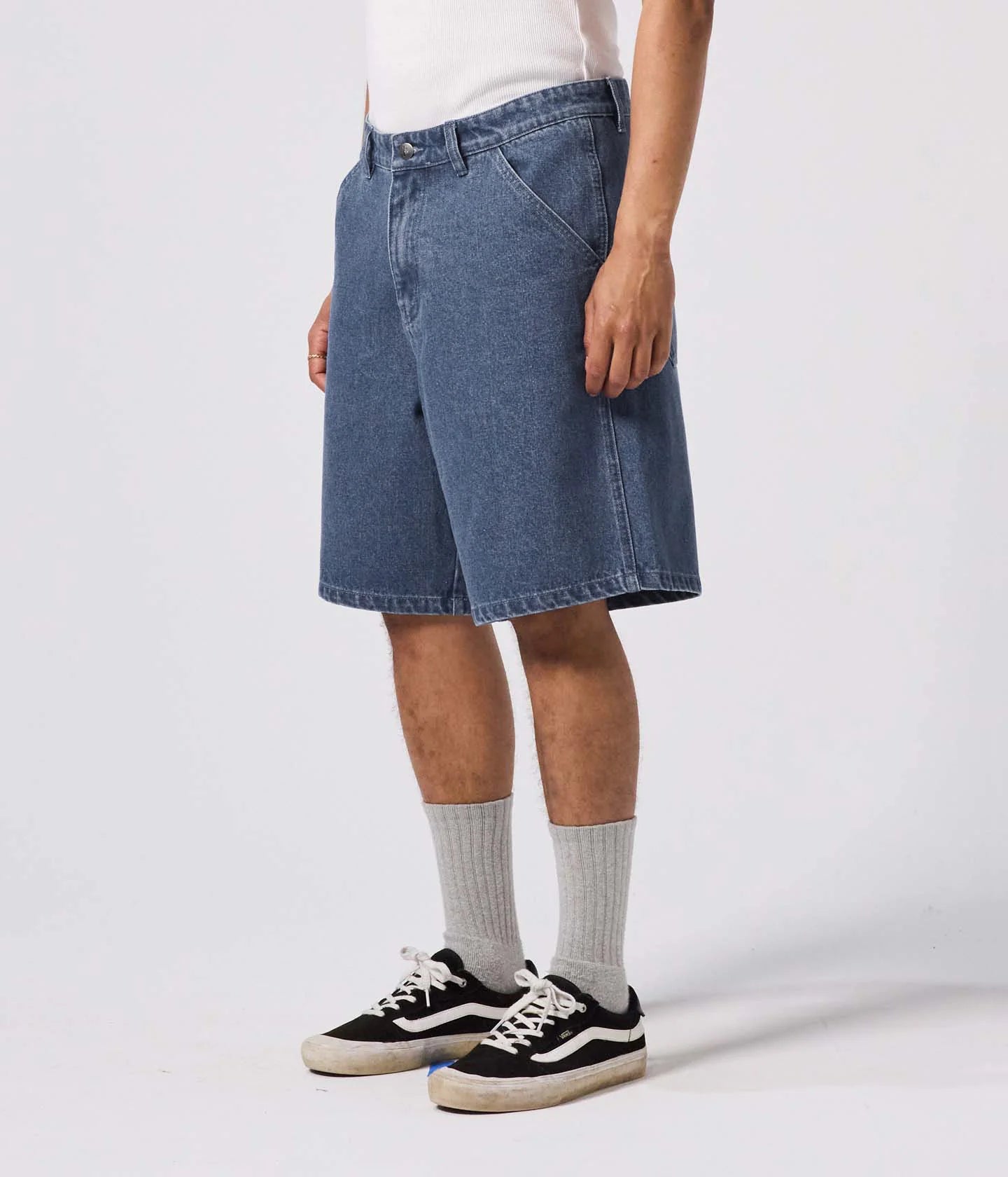 REYNOLDS 21" DENIM WALKSHORT // WORN BLUE