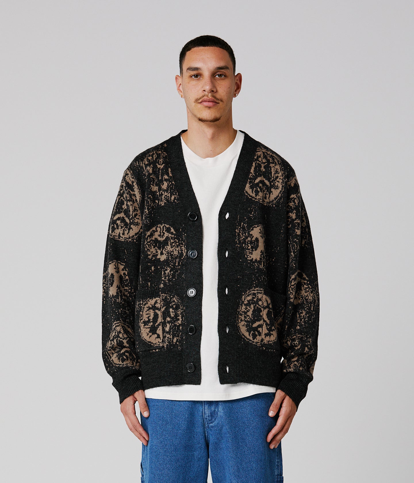 CA BRAINSCAN CARDIGAN // BLACK MUSHROOM – FORMER MERCHANDISE