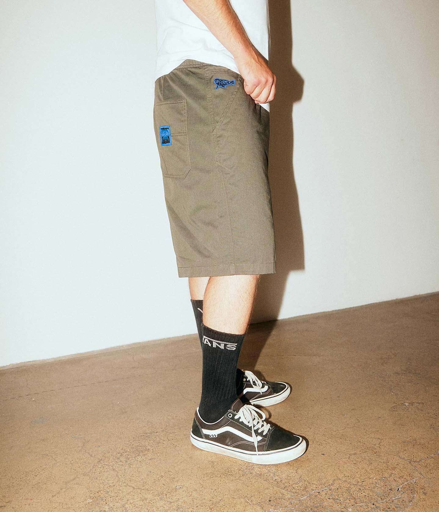 REYNOLDS 21 WALKSHORT // DEEP OLIVE