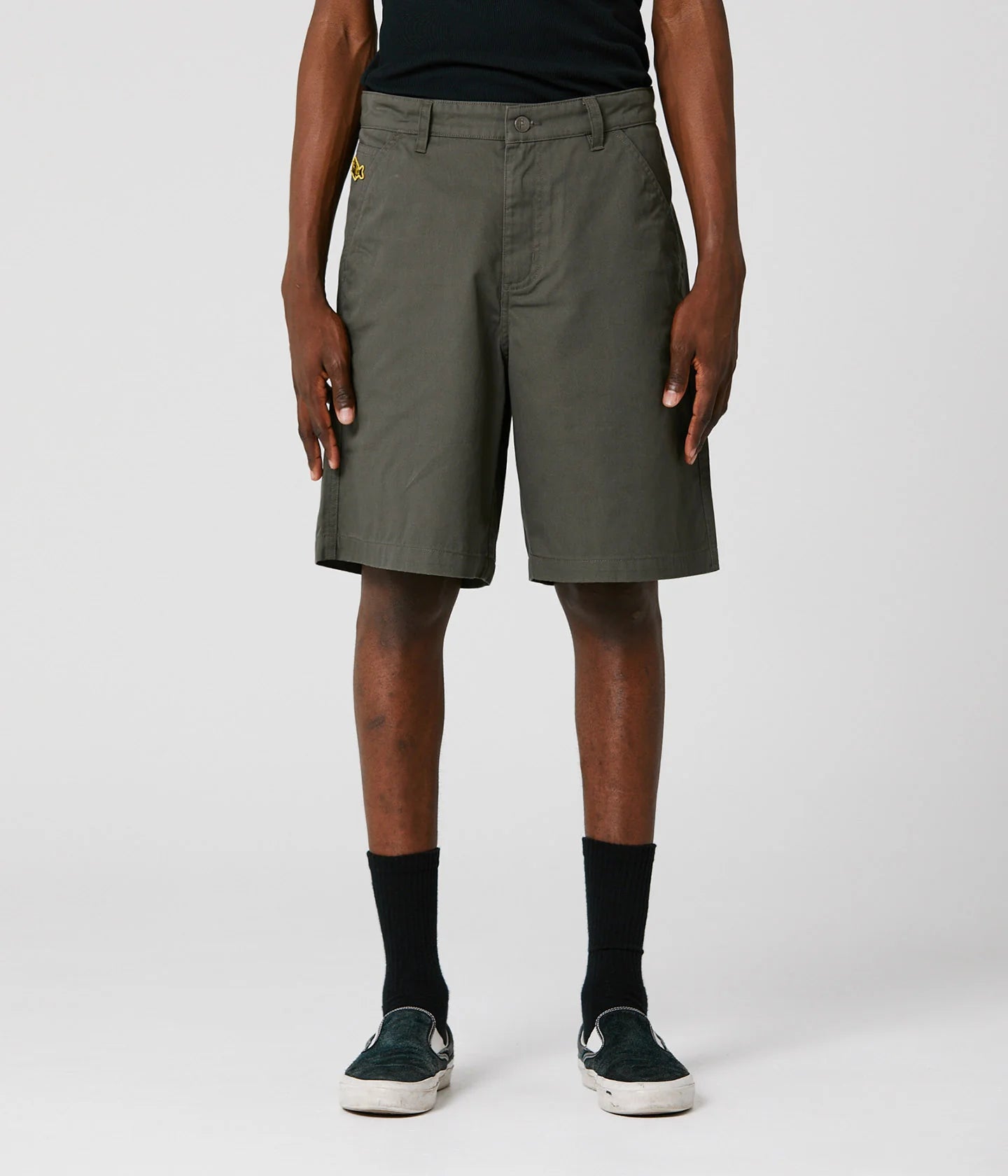 REYNOLDS 21 WALKSHORT // DEEP OLIVE