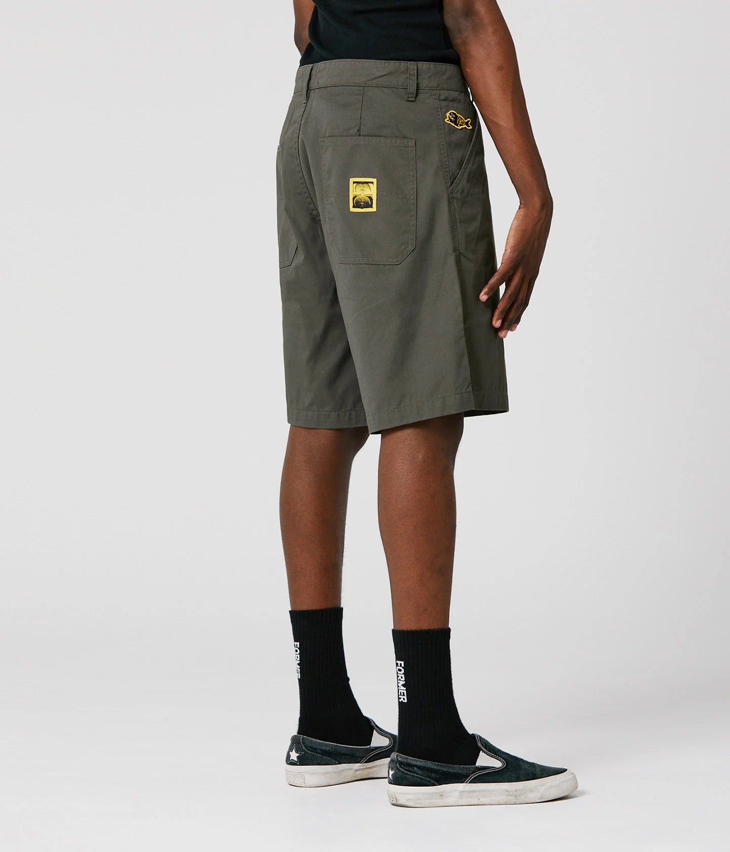 REYNOLDS 21 WALKSHORT // DEEP OLIVE