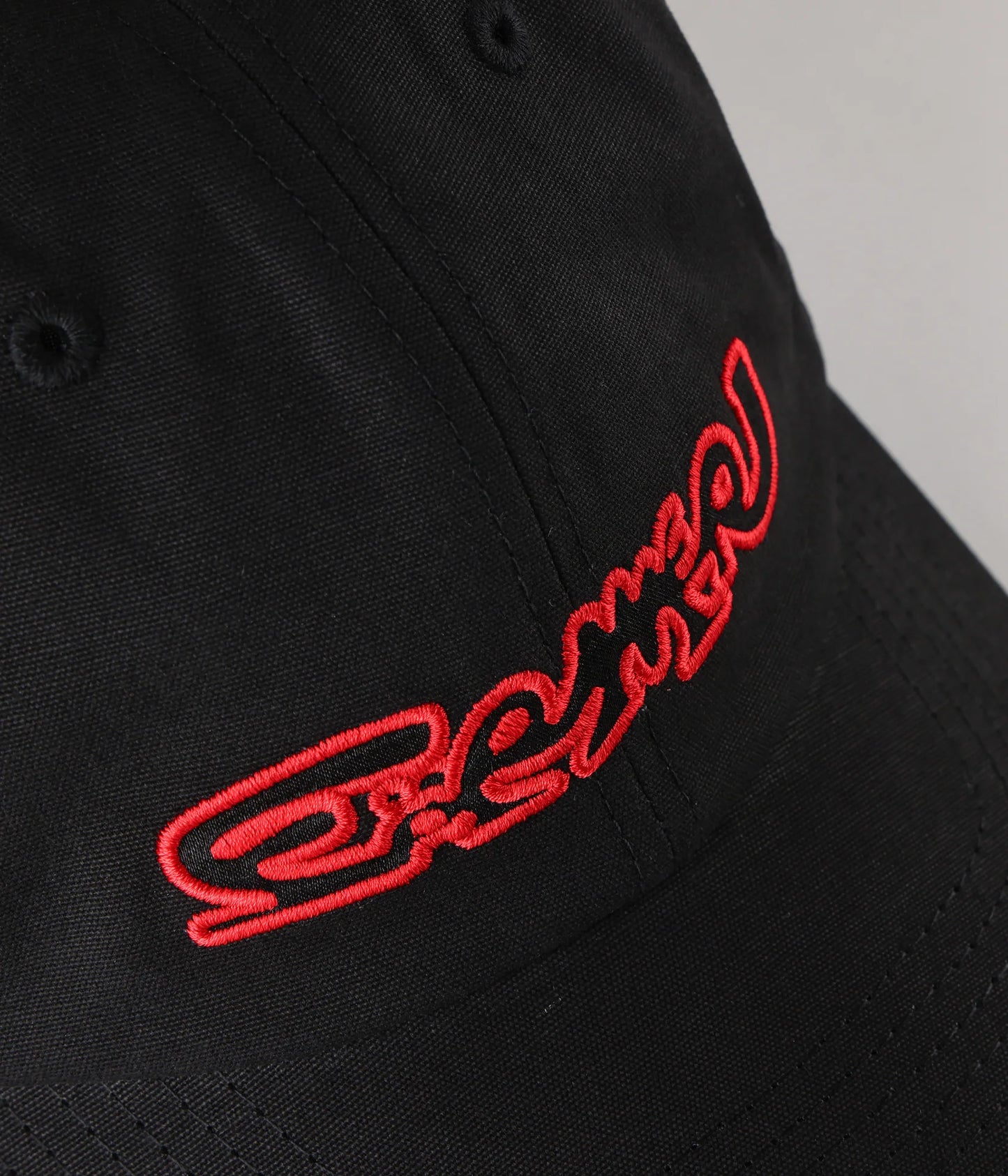BETRAYER TRUCKER CAP // BLACK