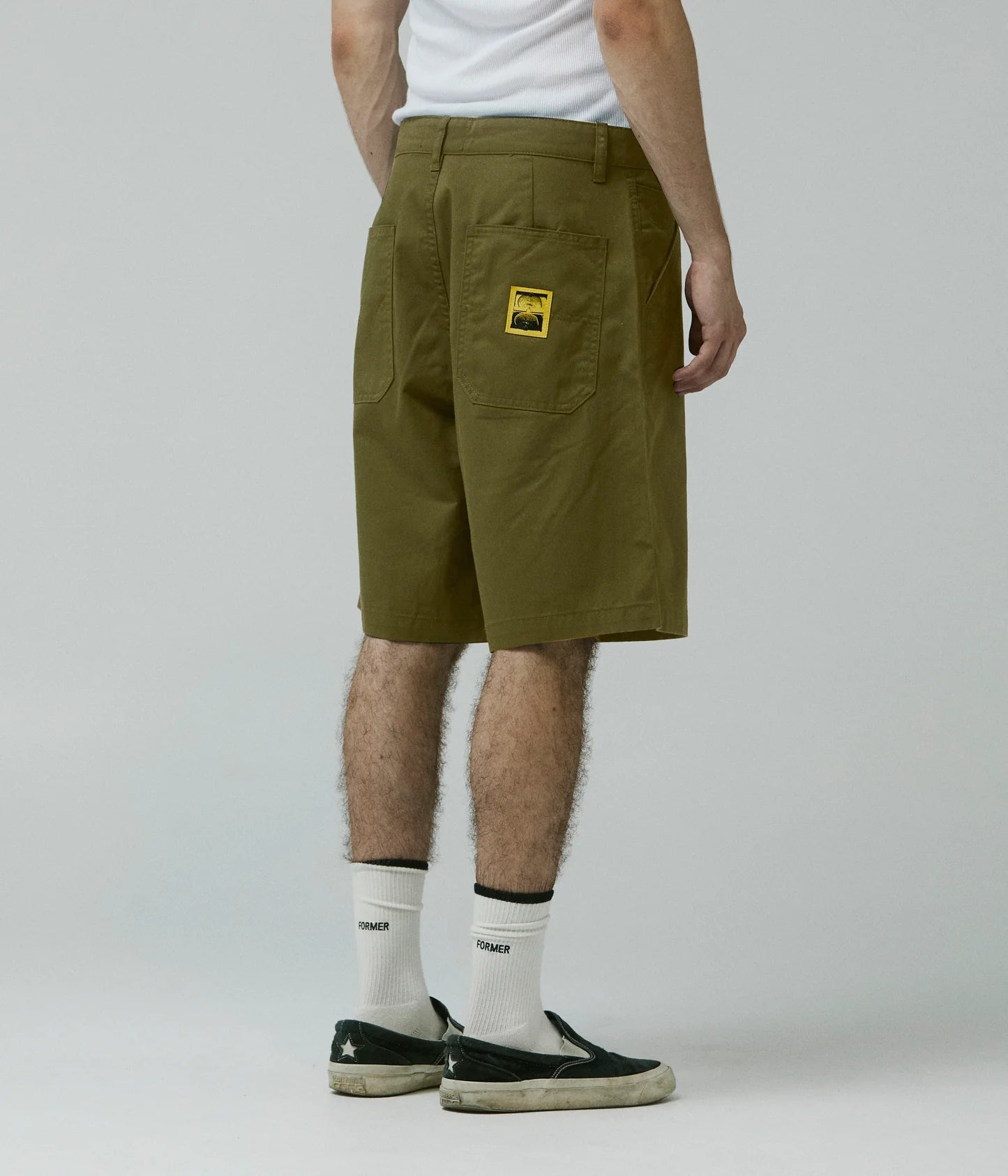 REYNOLDS 21" WALKSHORT // DEEP OLIVE