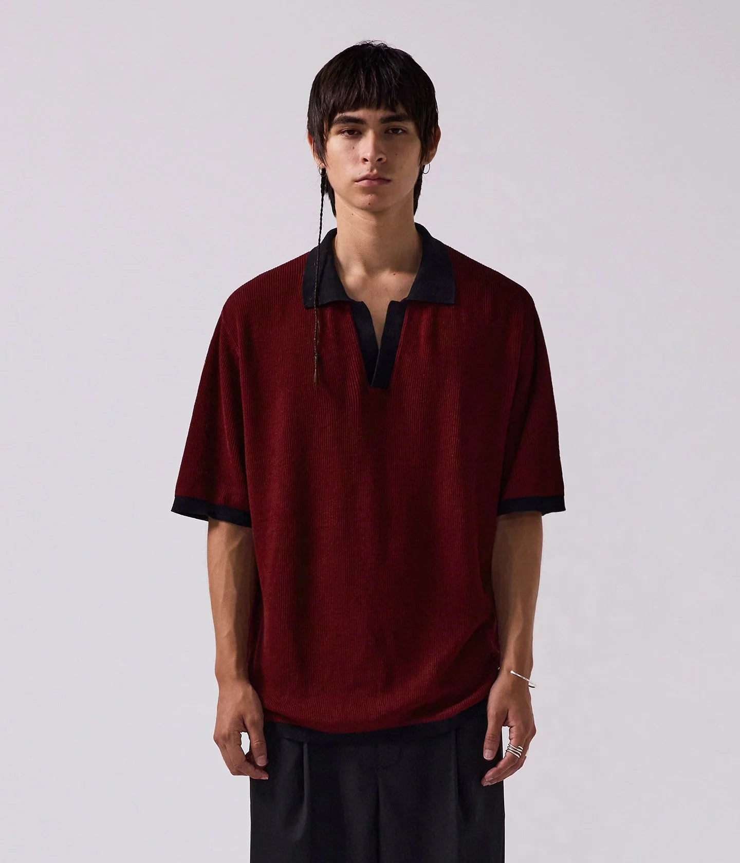 PERCEPTION OPEN COLLAR POLO // BLACK/RED