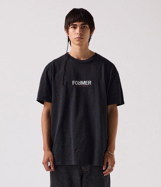 LEGACY REACTION T-SHIRT // WASHED BLACK