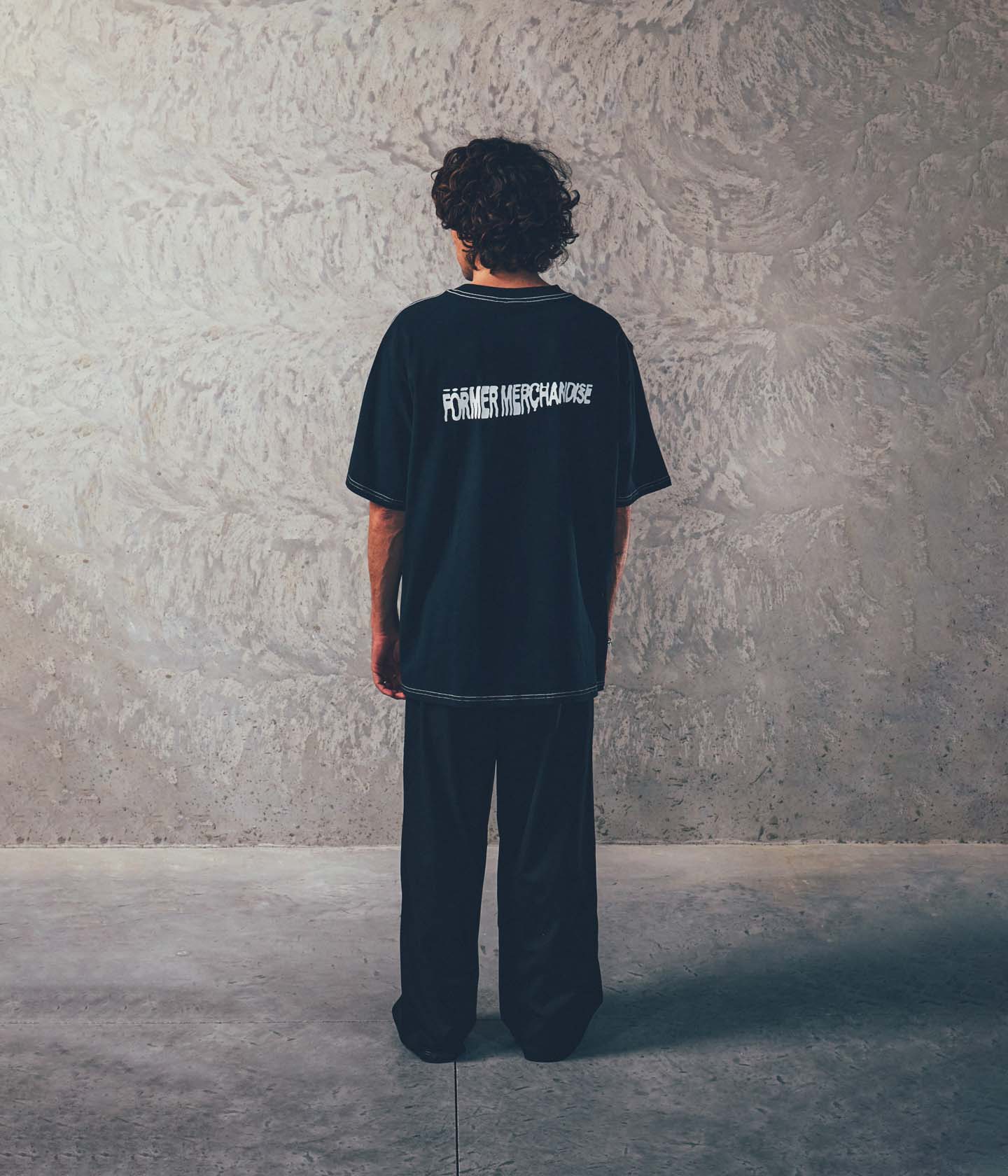 SKEWER OVERSIZED T-SHIRT // BLACK