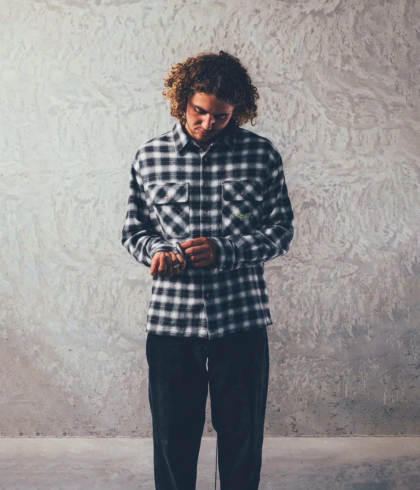 MANNERS PLAID LS SHIRT // BLACK