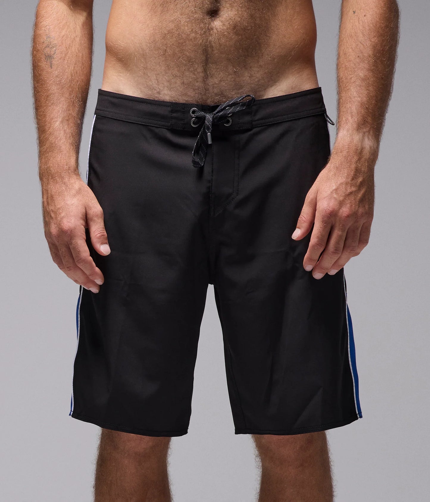 SYSTEM ECLIPSE 20" TRUNK // BLACK