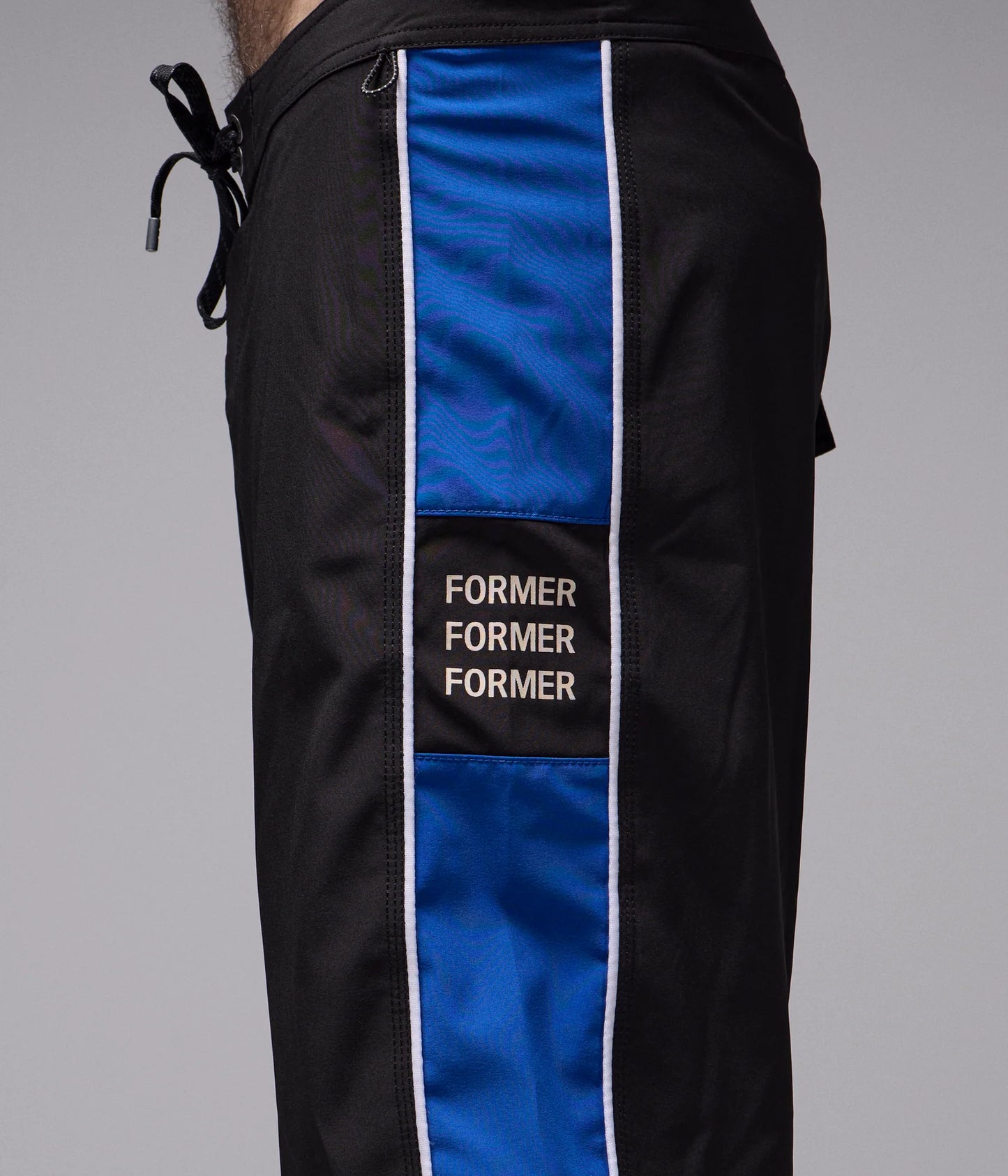 SYSTEM ECLIPSE 20" TRUNK // BLACK