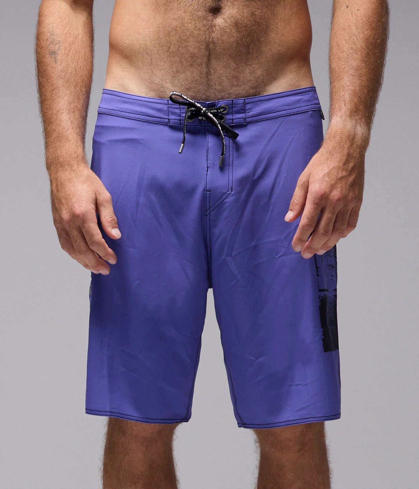 CRUX CARGO 20" TRUNK // VIOLET