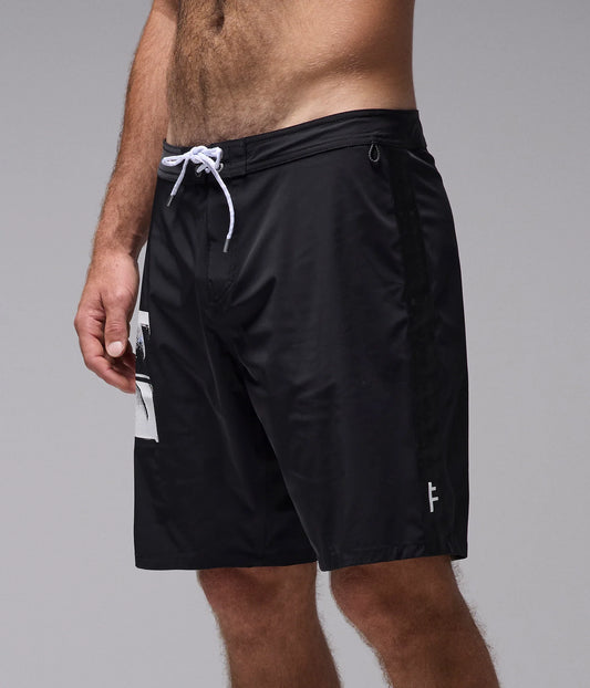 MILITANT 18.5" TRUNK // BLACK