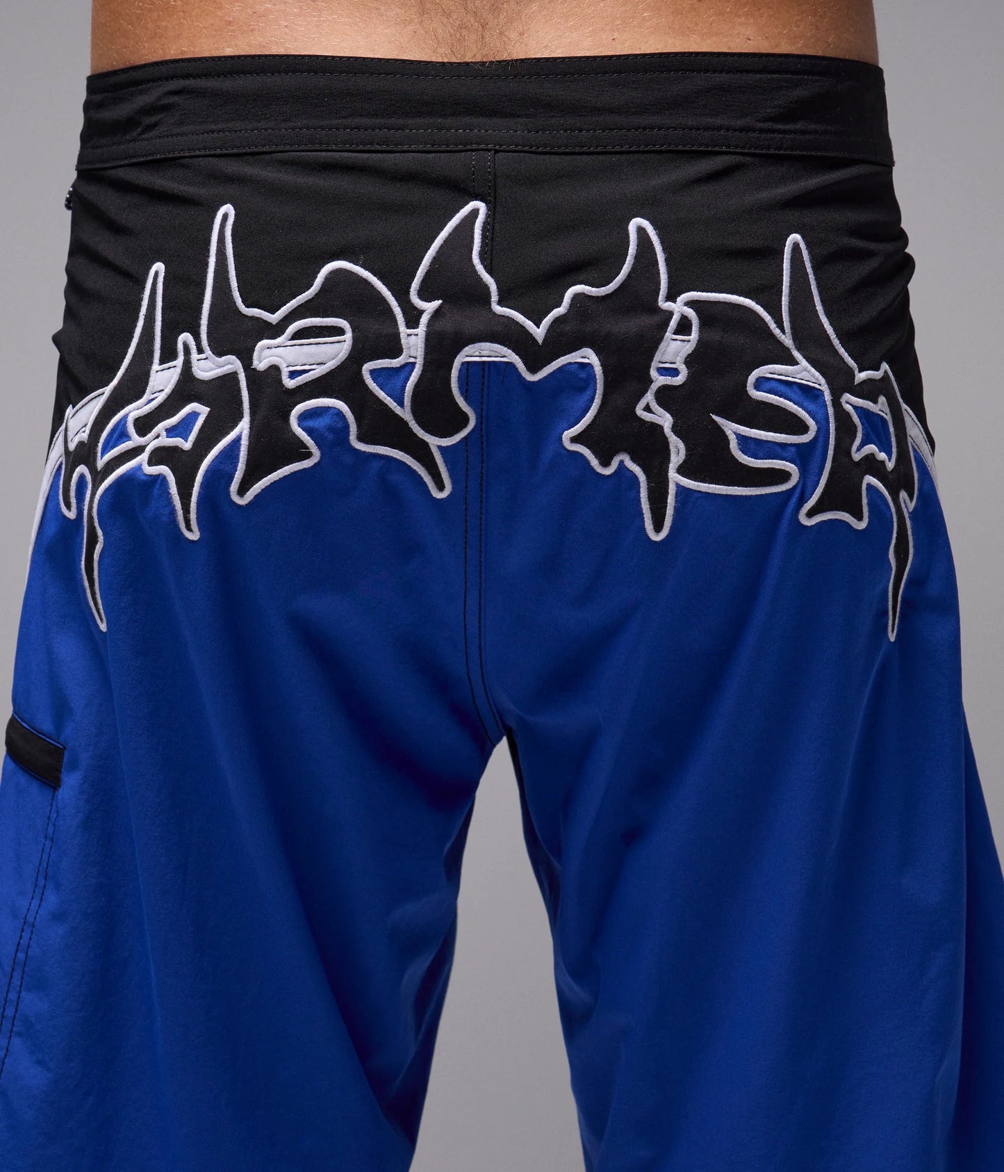 PROSCRIPTION 21" TRUNK // BLACK