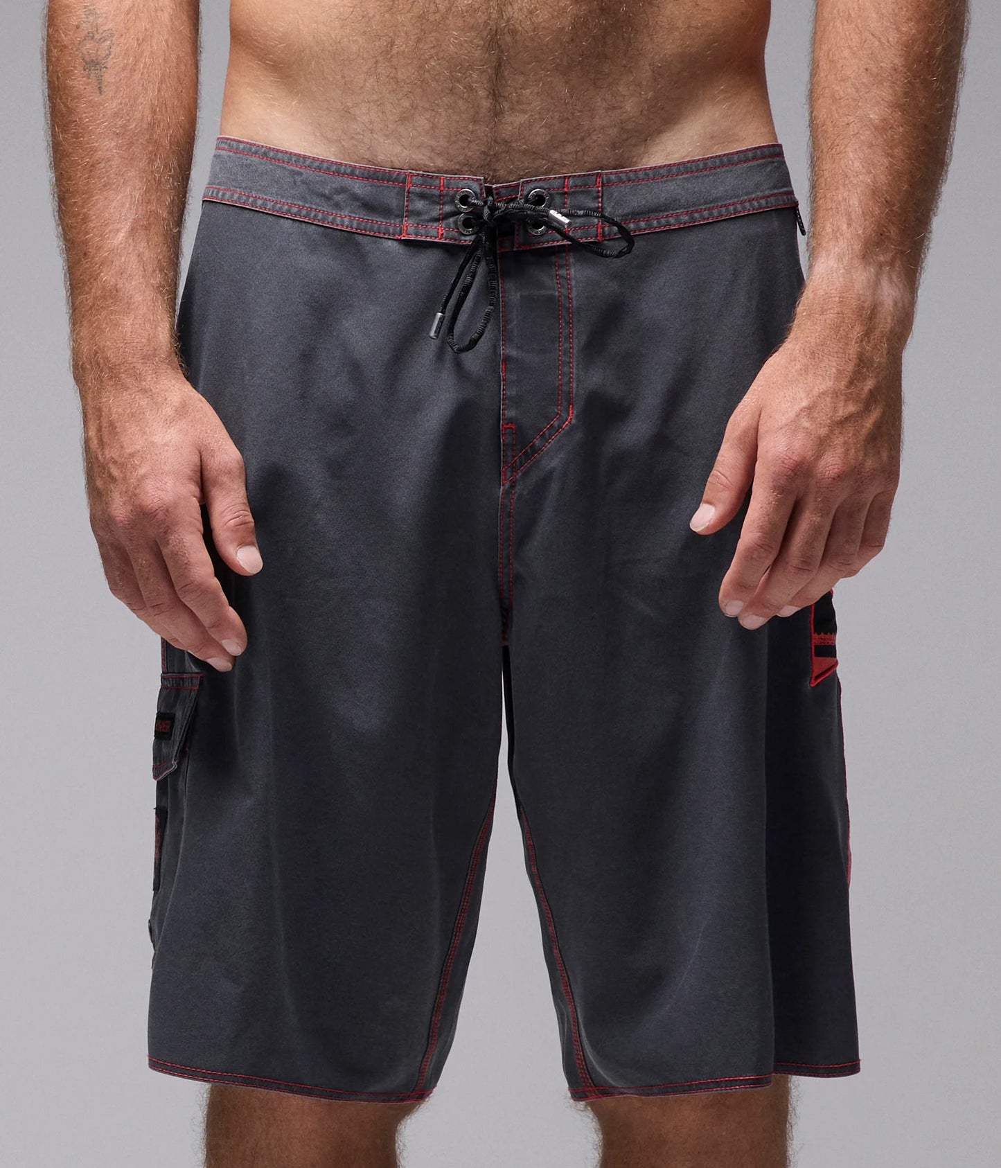 HOYO CROSS CRUX 21" TRUNK // BLACK