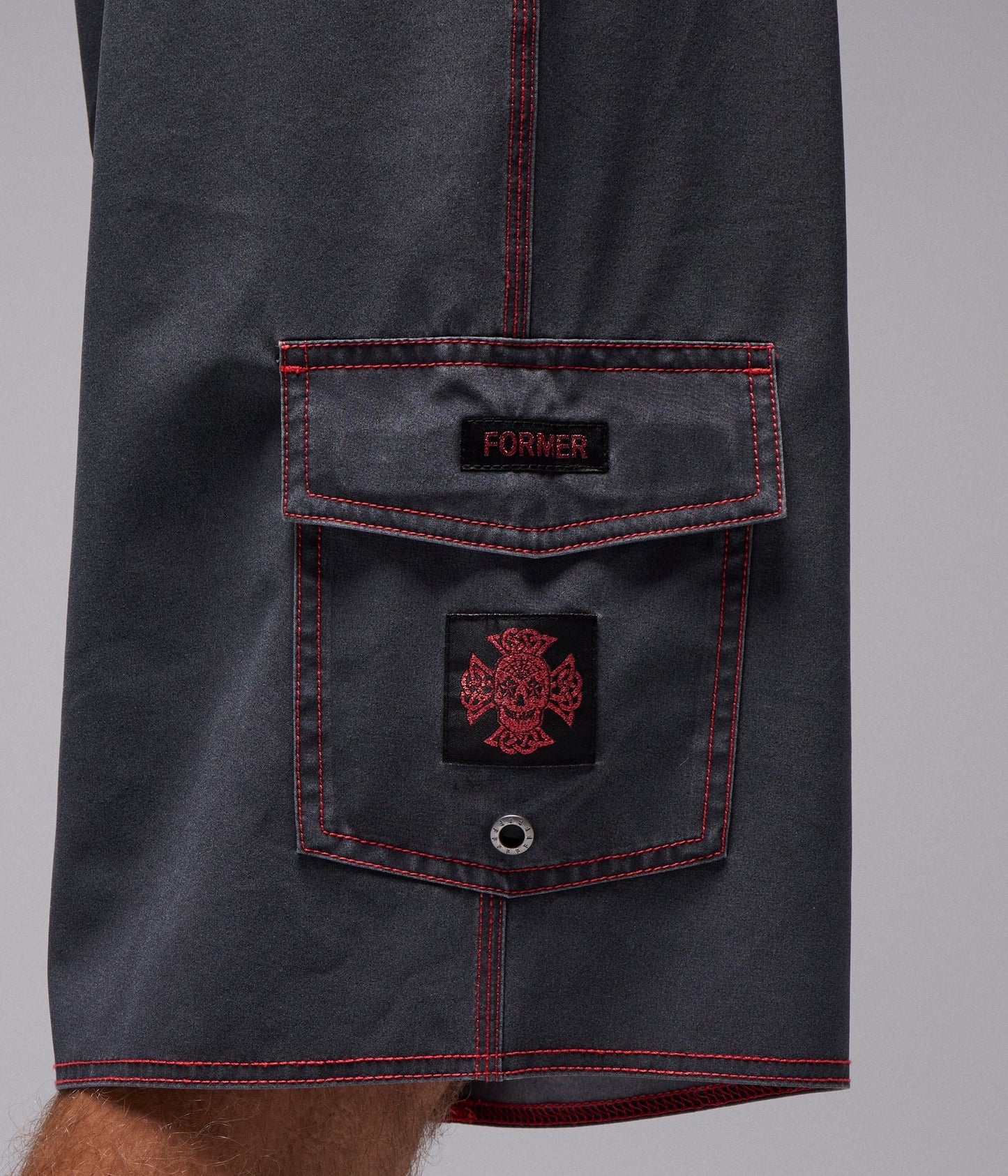 HOYO CROSS CRUX 21" TRUNK // BLACK