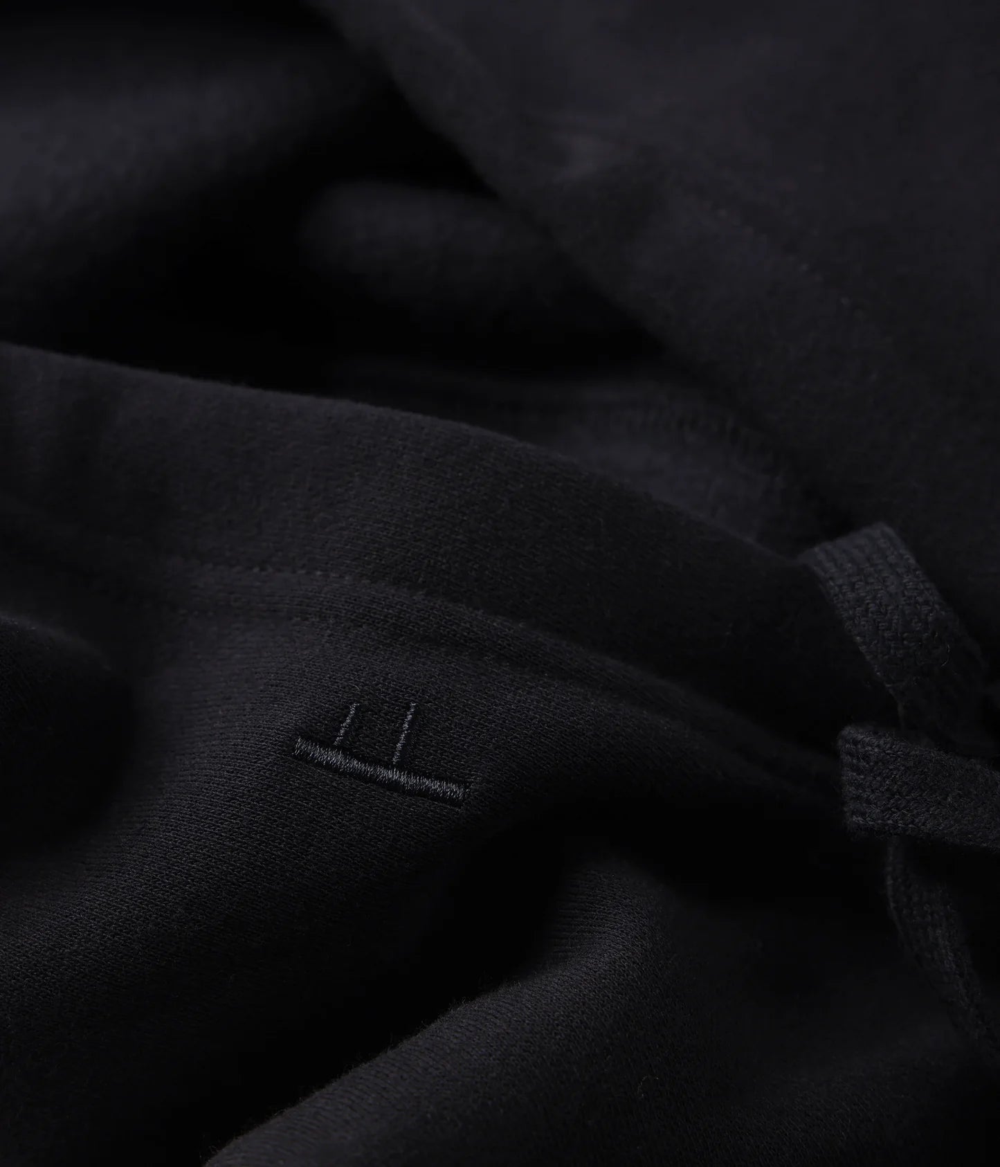 MINDLESS HOOD // BLACK