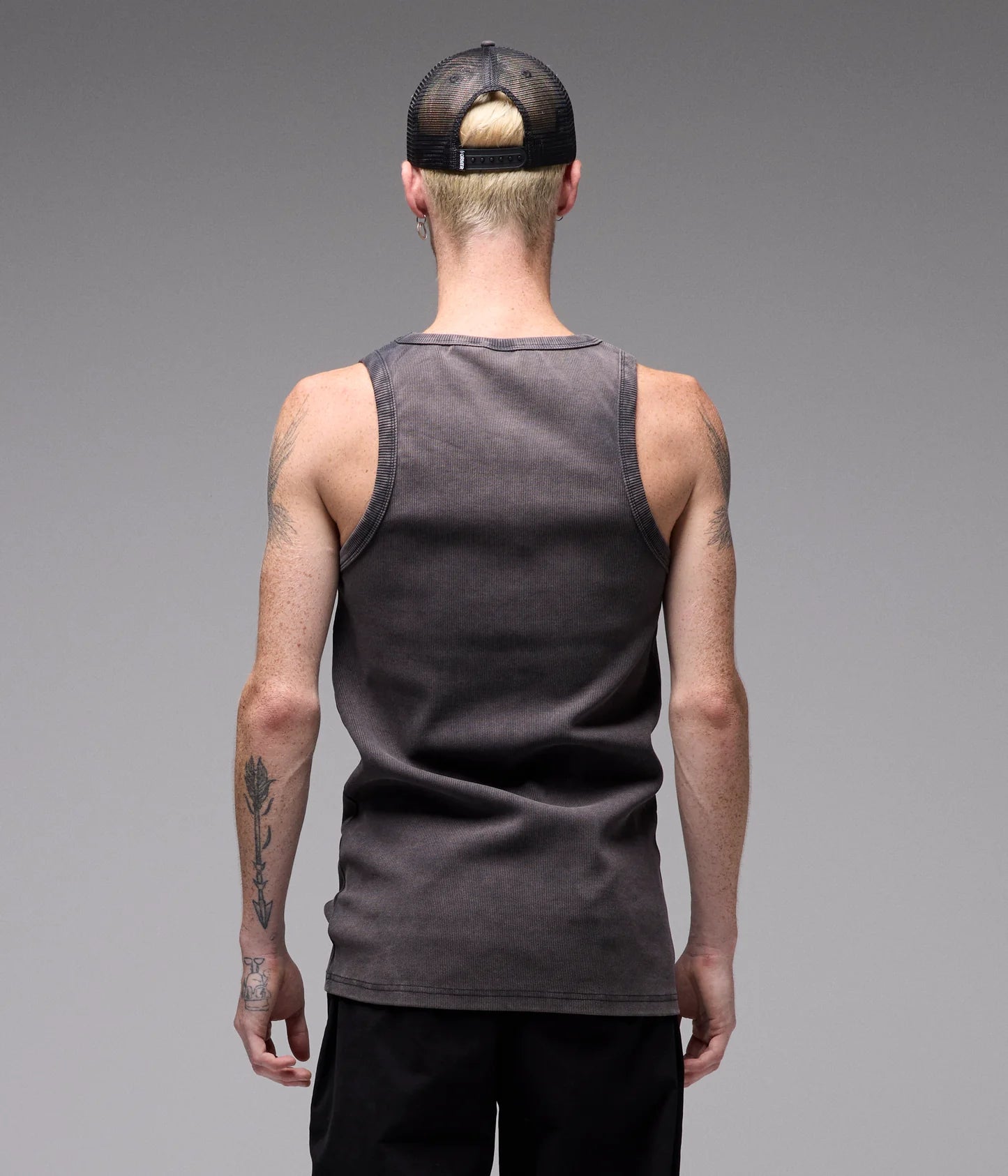 ACID RIB SINGLET // WASHED BLACK