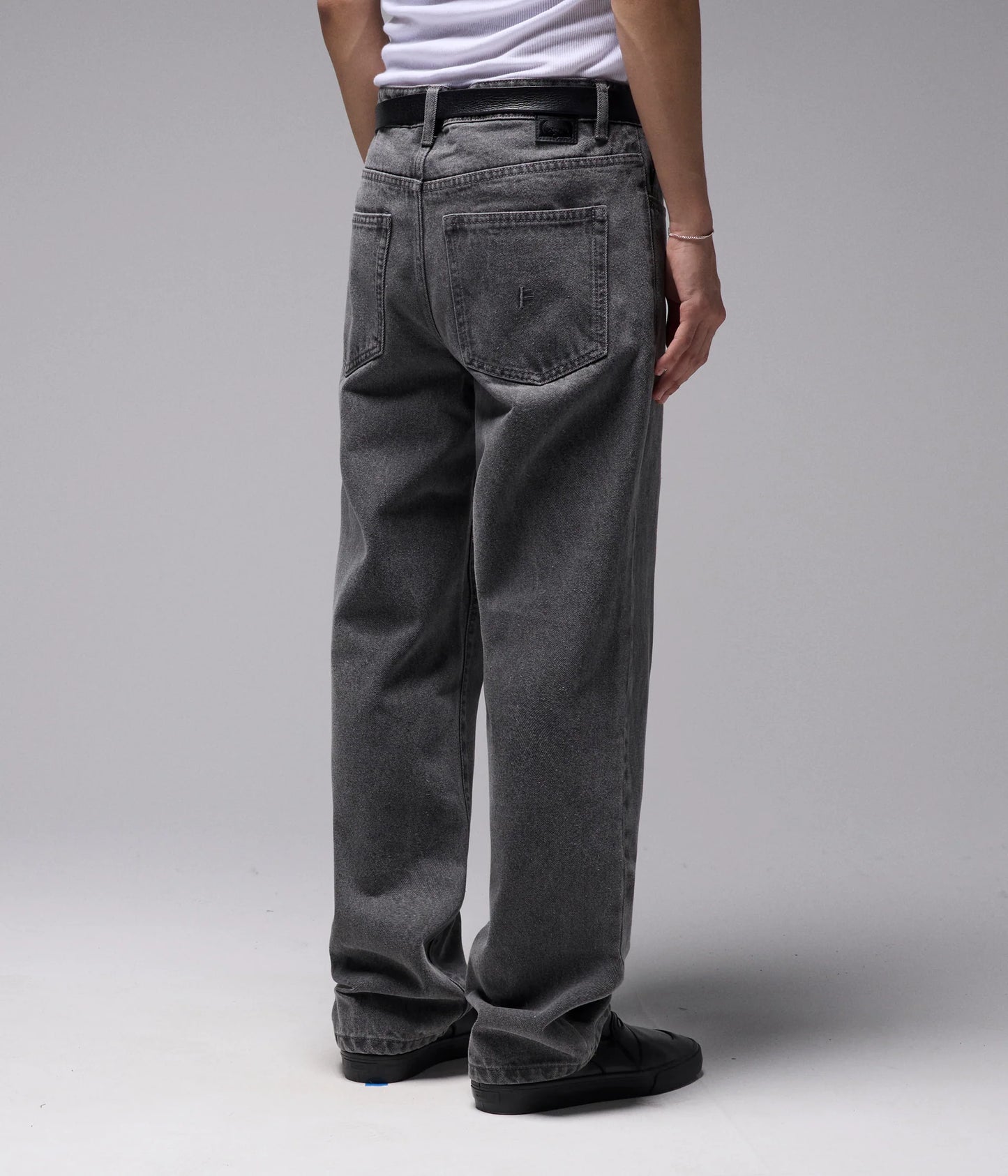CRUX DENIM PANT // WASHED GREY