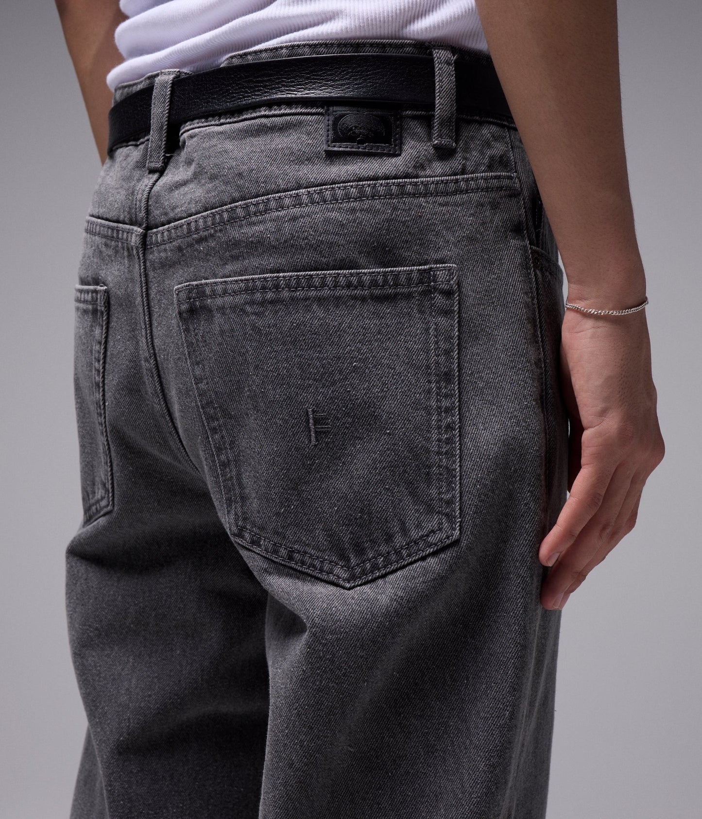 CRUX DENIM PANT // WASHED GREY