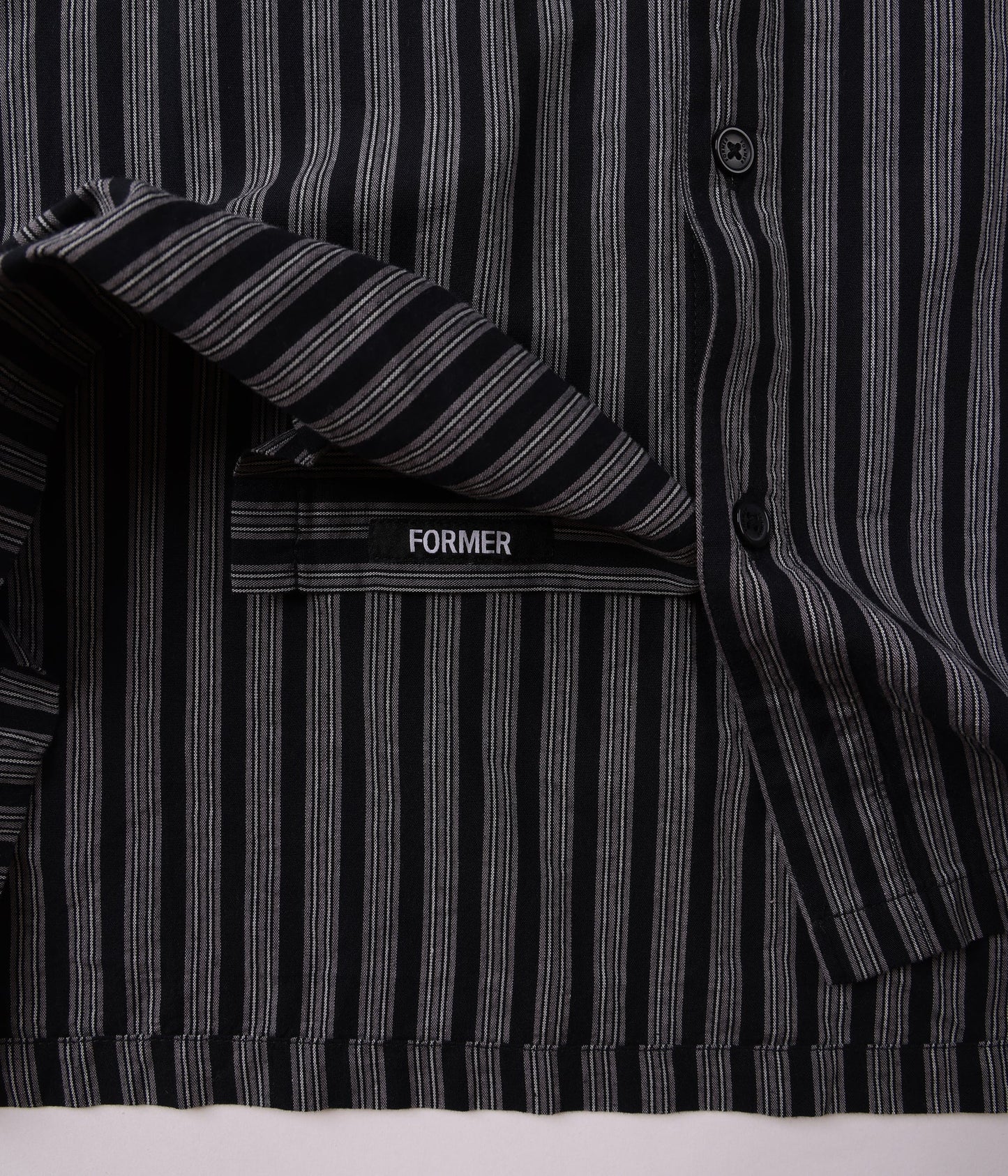 REYNOLDS STRIPE SS SHIRT // MIDNIGHT