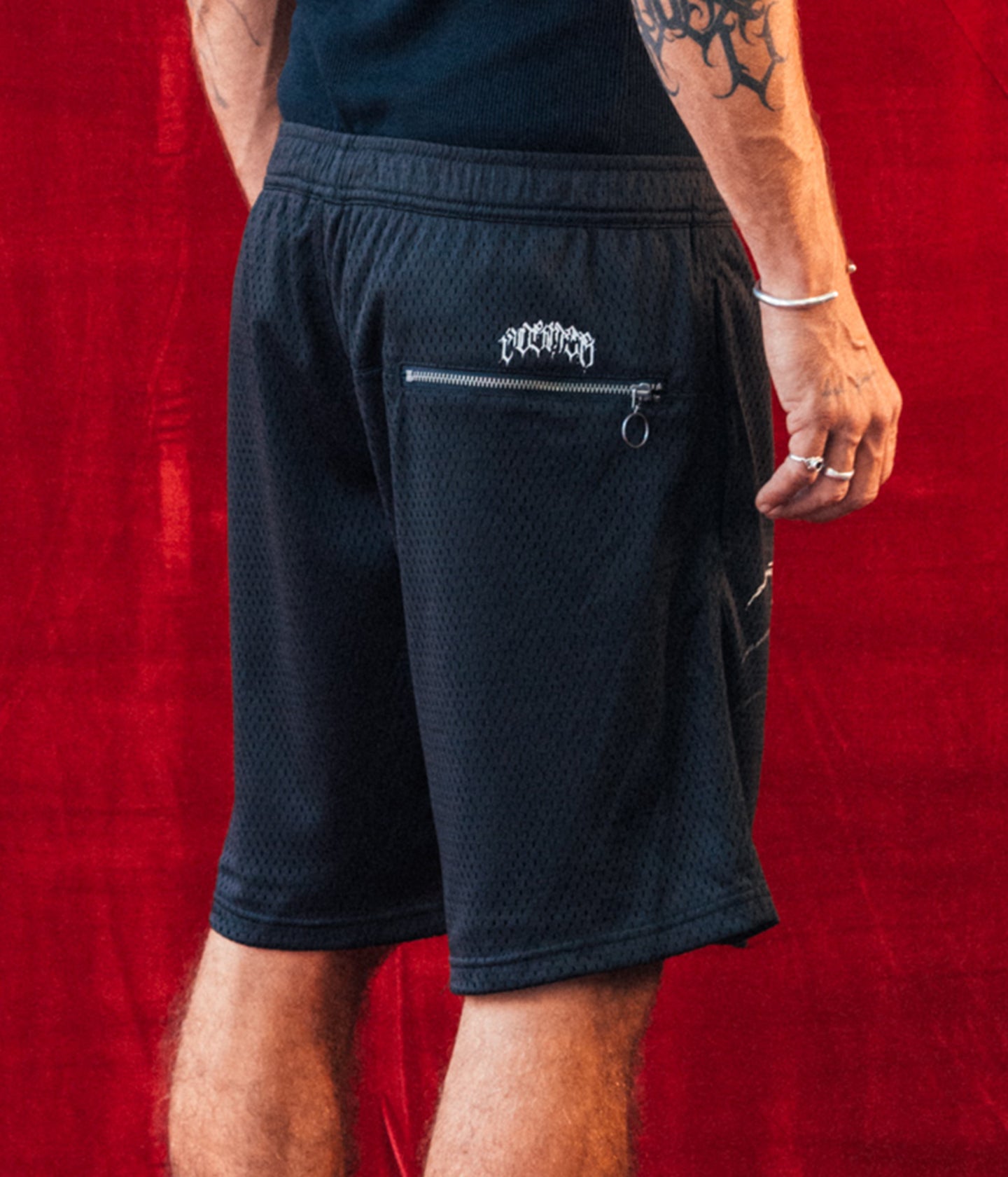 COMBAT STAR MESH WALKSHORT // BLACK