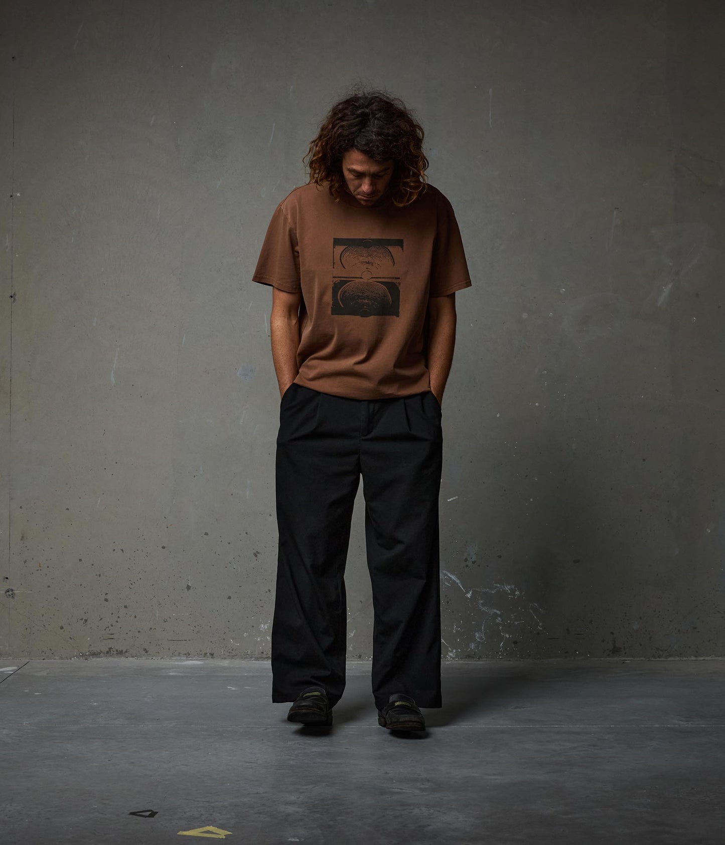 CRUX OVERDYE T-SHIRT // WASHED BARK