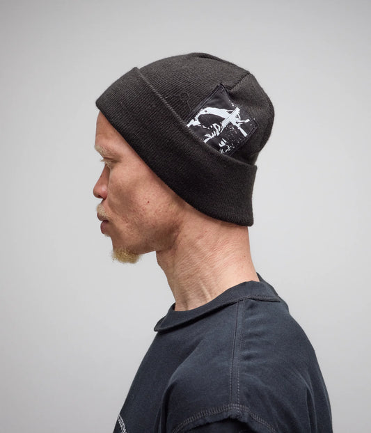 SACRIFICE PATCH BEANIE // BLACK