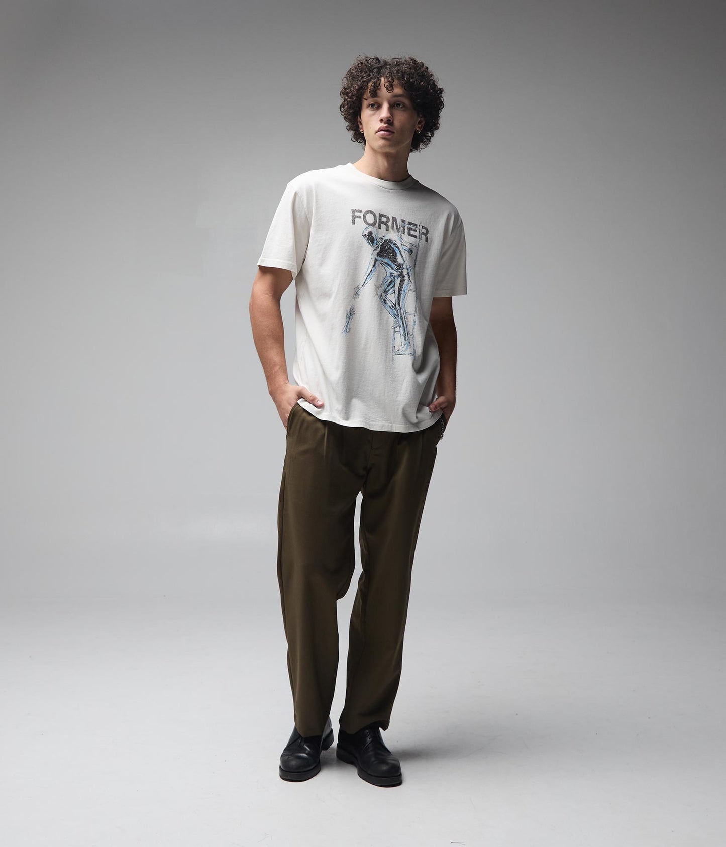 GRASP T-SHIRT // BONE