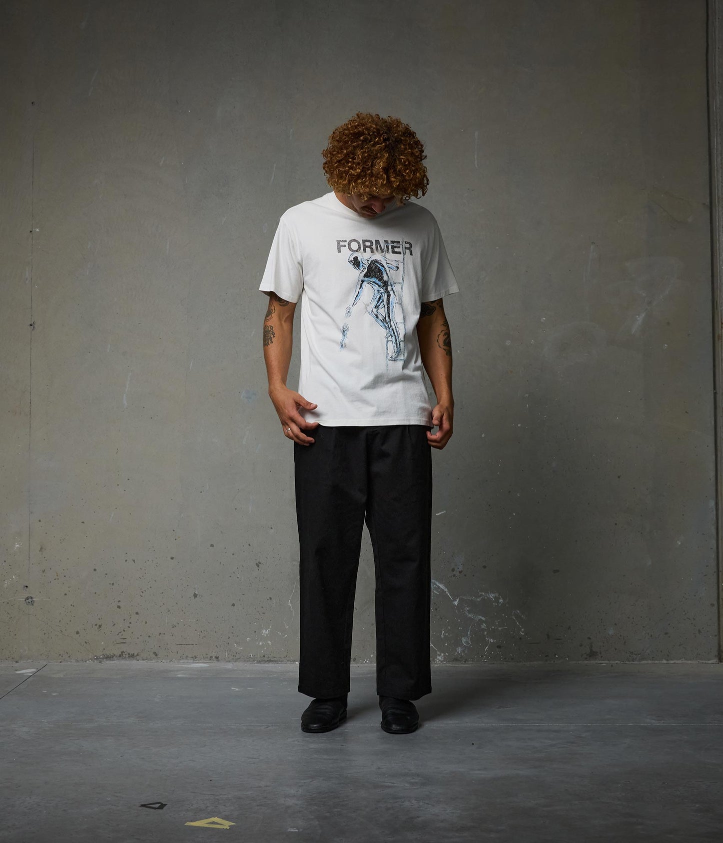 GRASP T-SHIRT // BONE