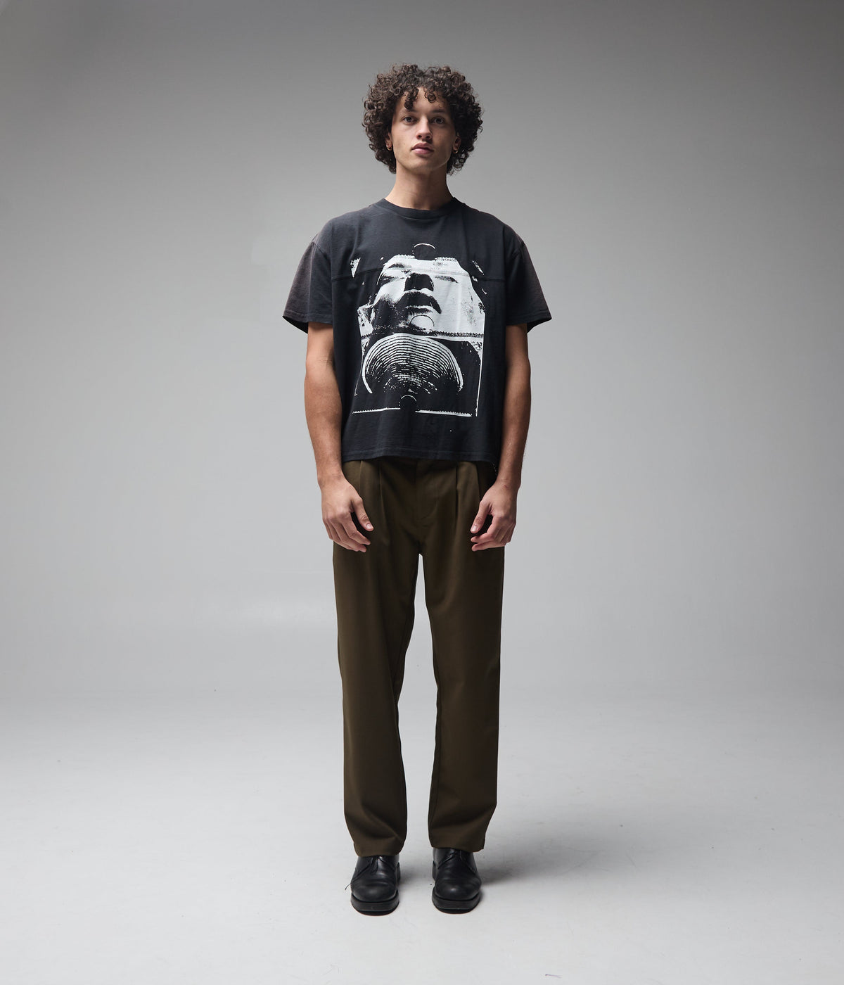 LEVITATE BOXY T-SHIRT // FADED BLACK