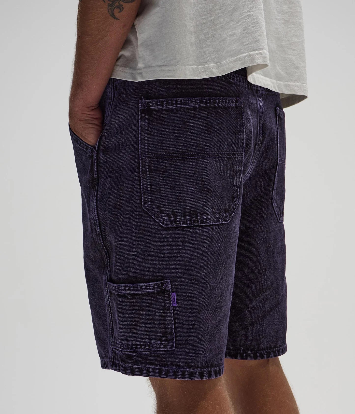 DISTEND DENIM WALKSHORT // WASHED PURPLE