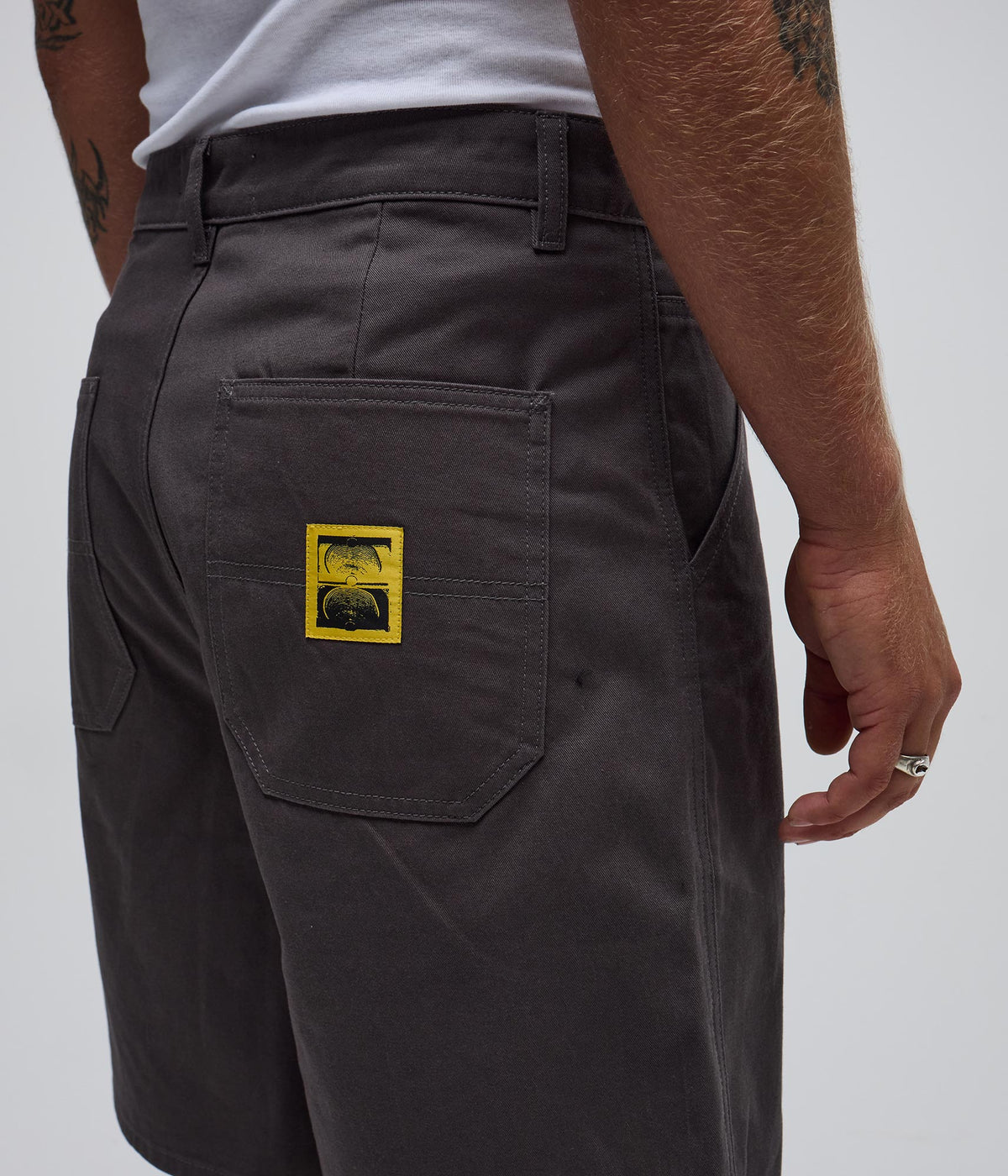 REYNOLDS 21' WALKSHORT // GUNMETAL